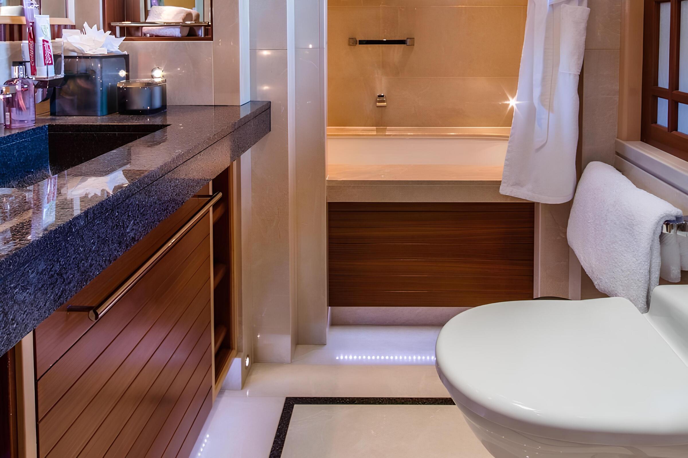 VIP-санузел/VIP bathroom