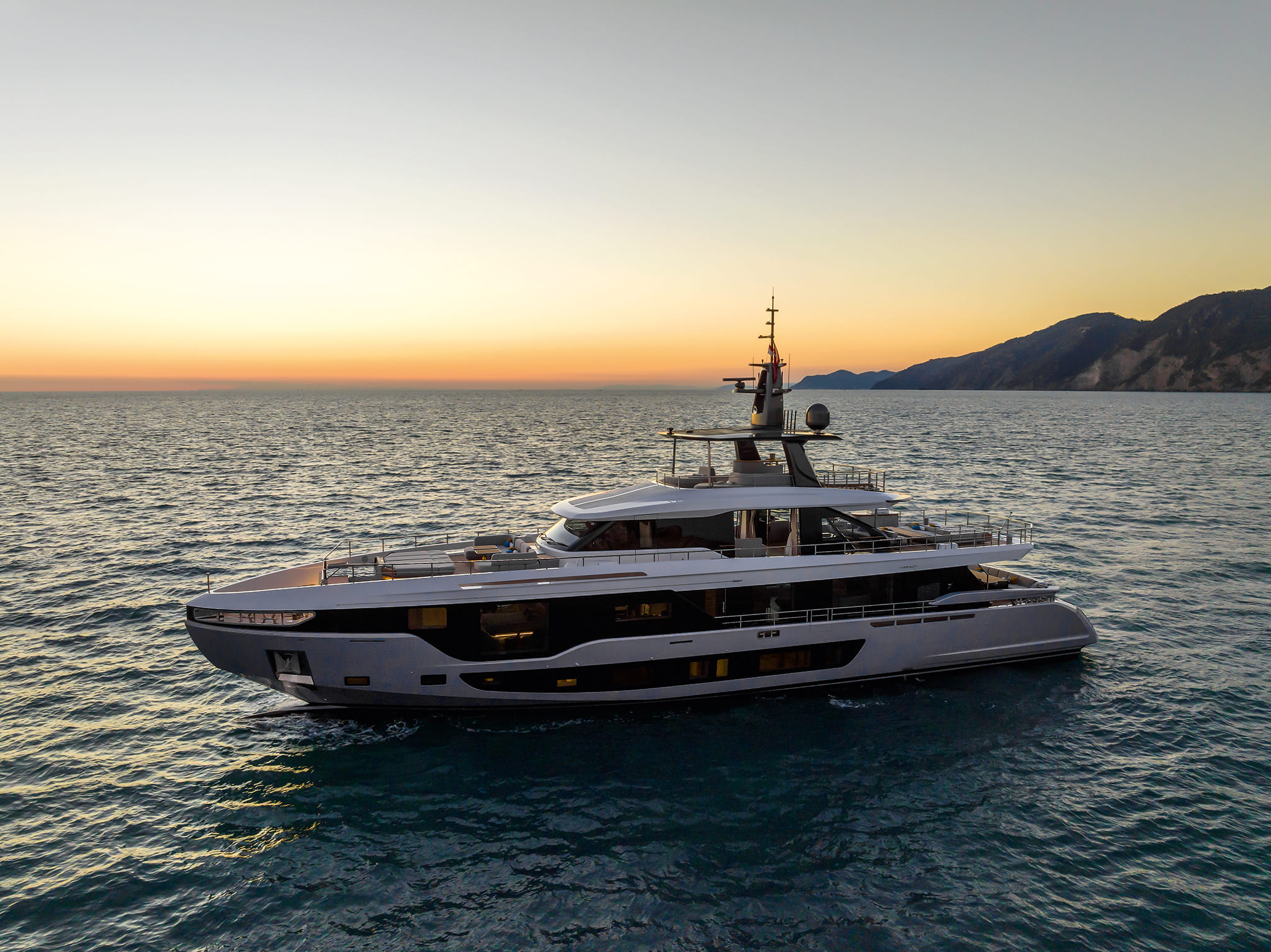 Экстерьер Azimut Grande 36M NEW/Exterior Azimut Grande 36M NEW