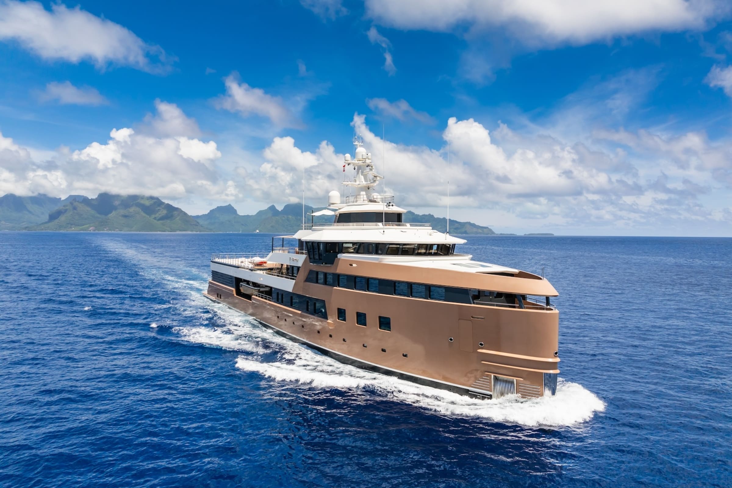 Экстерьер Damen SeaXplorer 77 2020 MY LA DATCHA/Exterior Damen SeaXplorer 77 2020 MY LA DATCHA