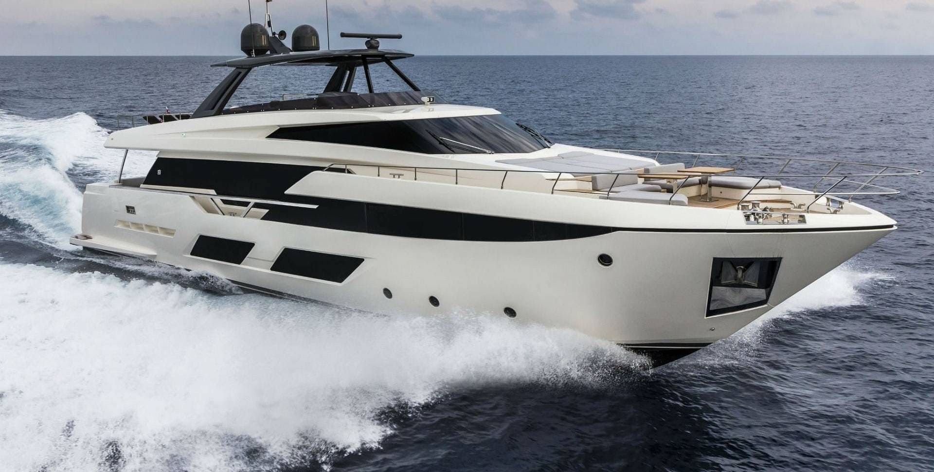 Экстерьер Ferretti 920 2019 MY PIOLA/Exterior Ferretti 920 2019 MY PIOLA