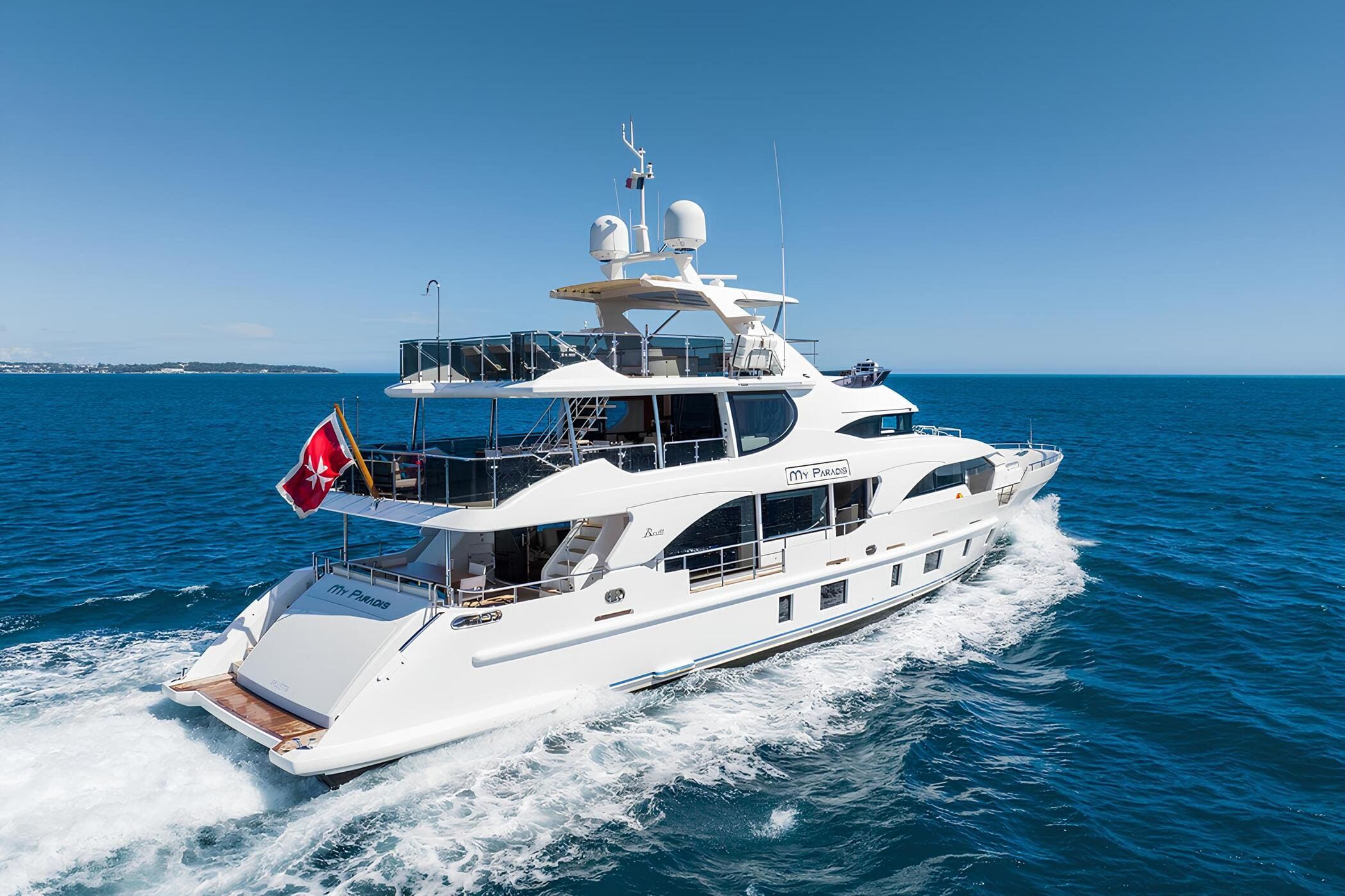 Экстерьер Benetti 108 Tradition Supreme 2014 MY MY PARADIS/Exterior Benetti 108 Tradition Supreme 2014 MY MY PARADIS