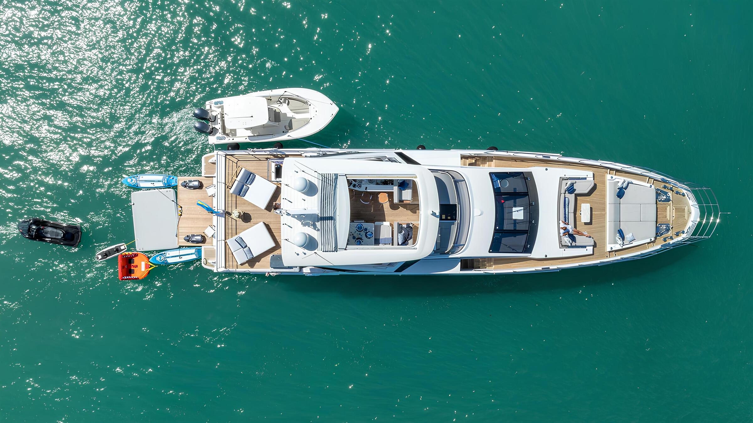 Экстерьер Azimut Grande 27M 2021 MY 4 PLAY/Exterior Azimut Grande 27M 2021 MY 4 PLAY