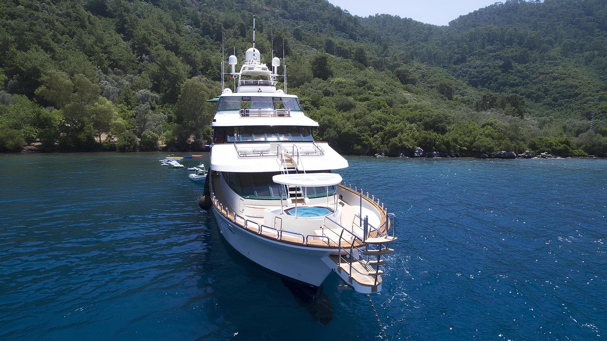 Экстерьер Westport 42M 2004 MY FORTY LOVE/Exterior Westport 42M 2004 MY FORTY LOVE