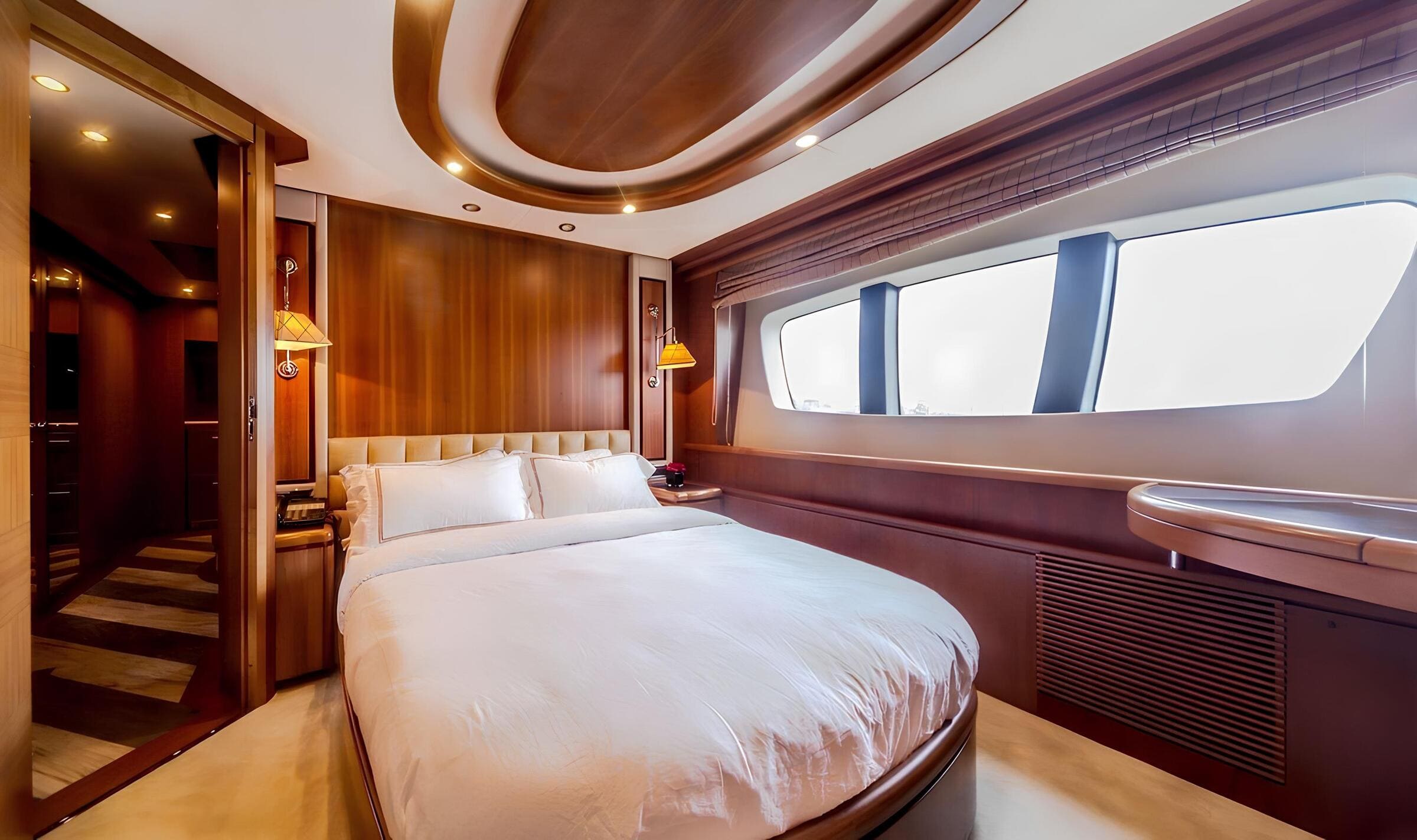 VIP-каюта/VIP cabin