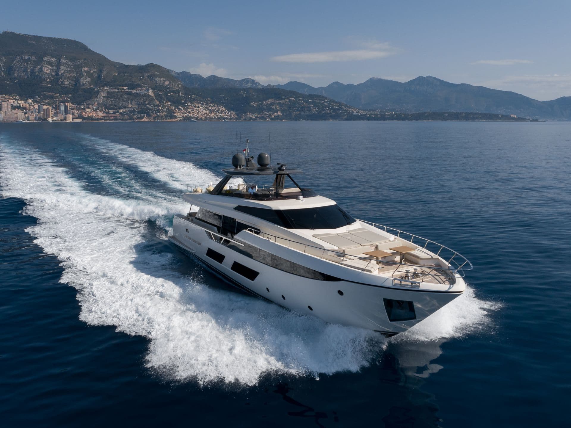 Экстерьер Ferretti 920 2020 MY ALEGRIA II/Exterior Ferretti 920 2020 MY ALEGRIA II