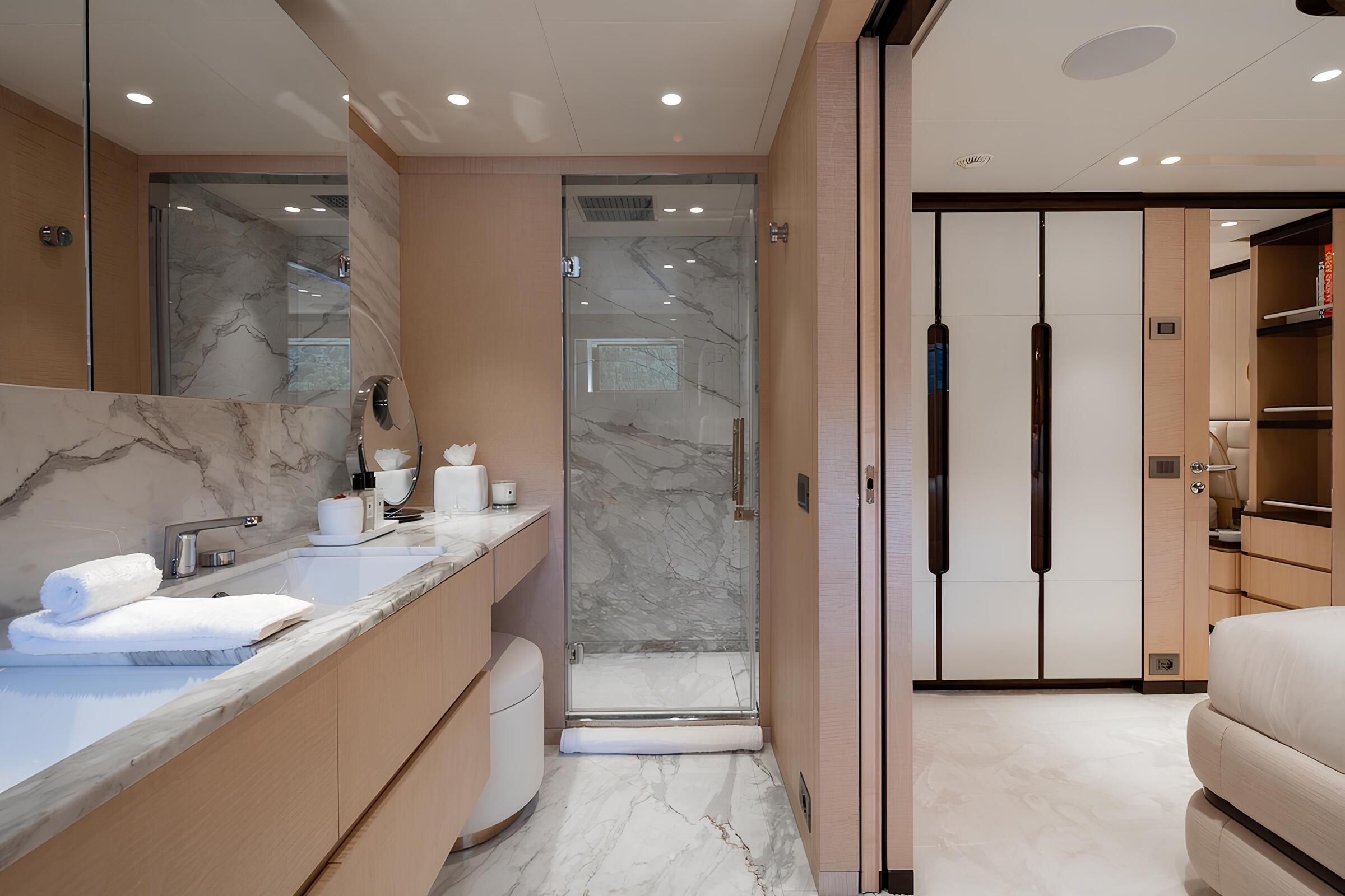 Санузел владельца/Master bathroom