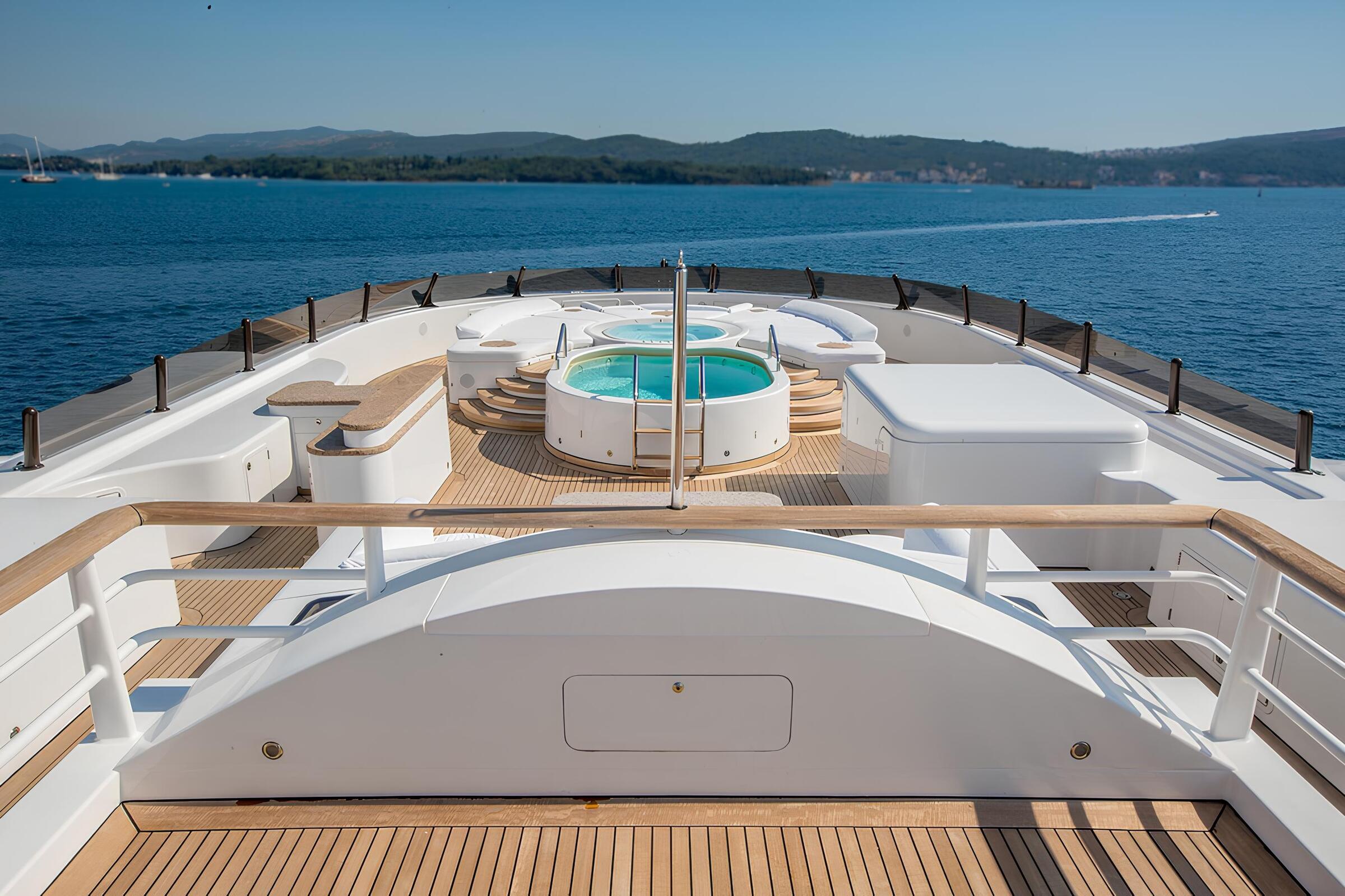Джакузи на сандеке/Sundeck jacuzzi