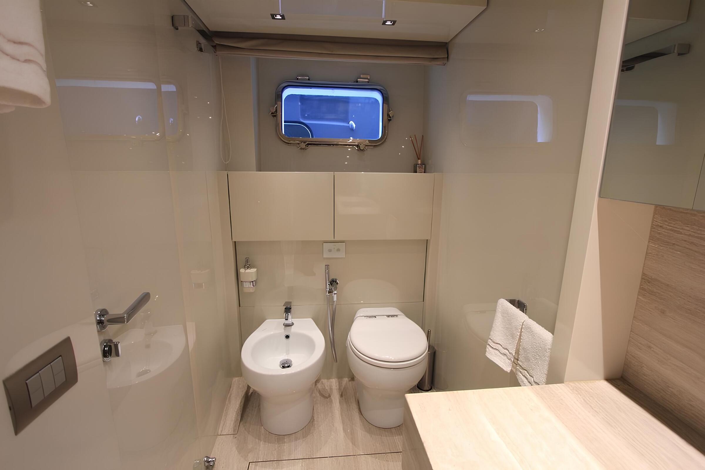 Санузел владельца/Master bathroom