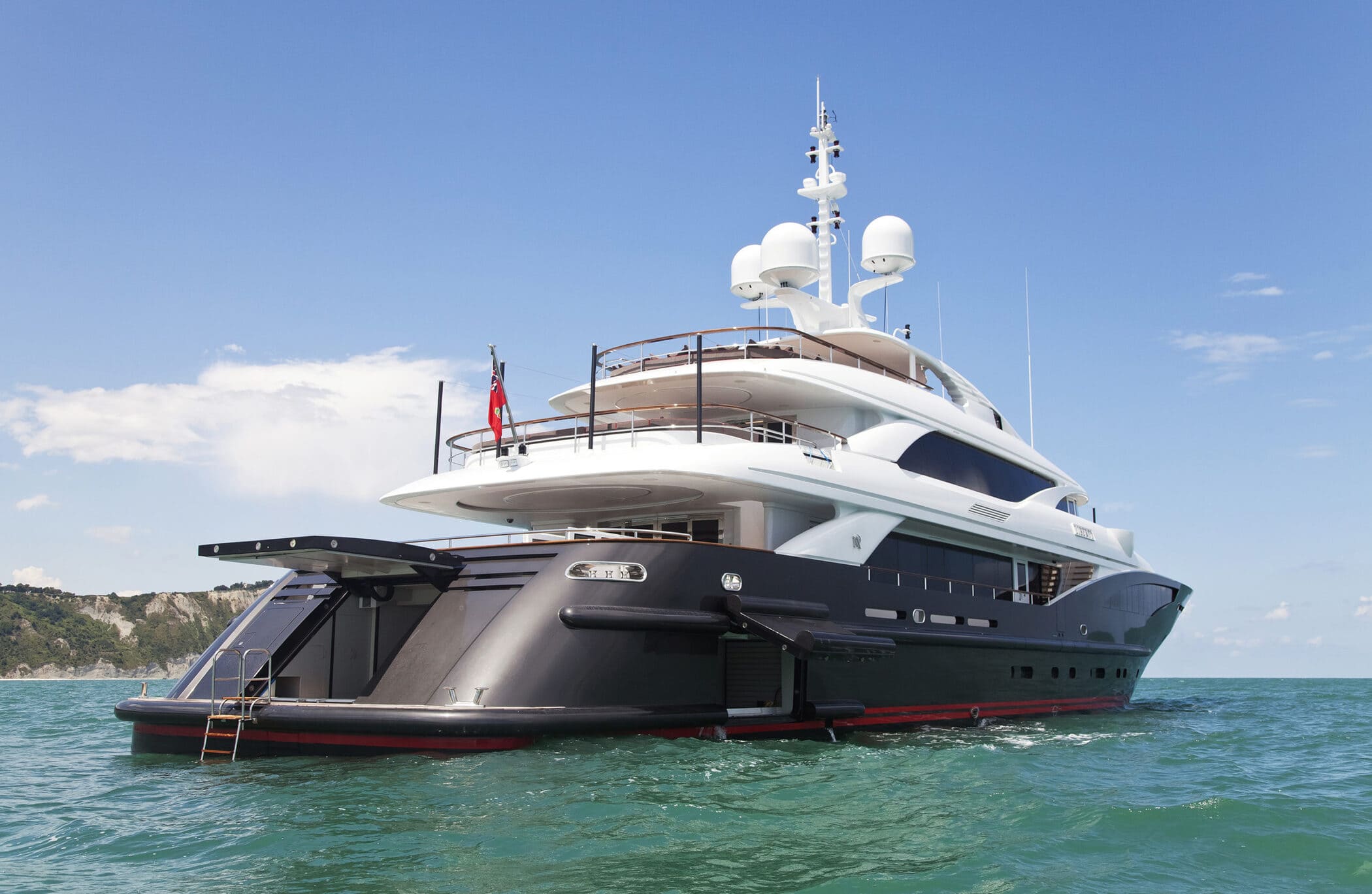 Экстерьер ISA Yachts 500 2011 MY LIBERTY/Exterior ISA Yachts 500 2011 MY LIBERTY