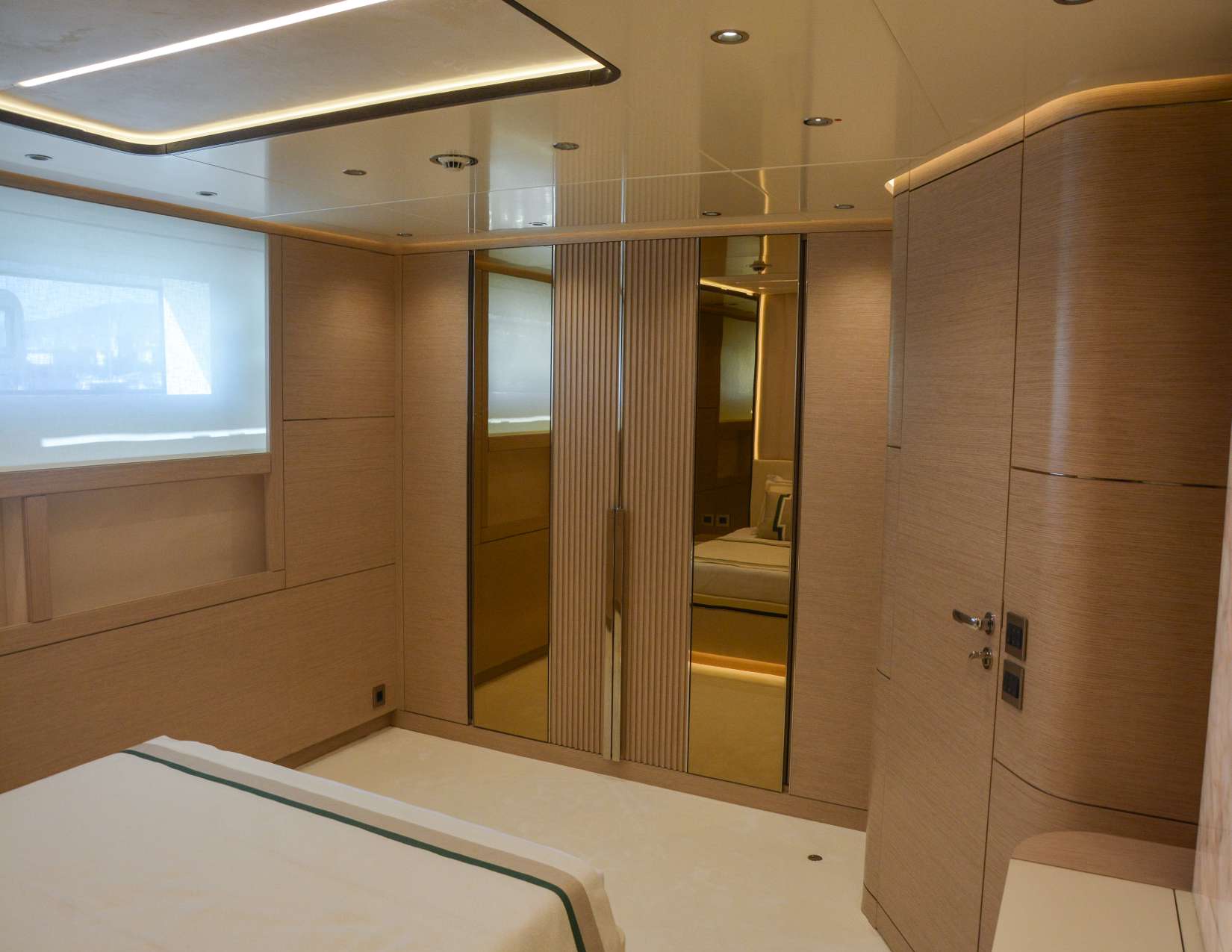 VIP-каюта/VIP cabin