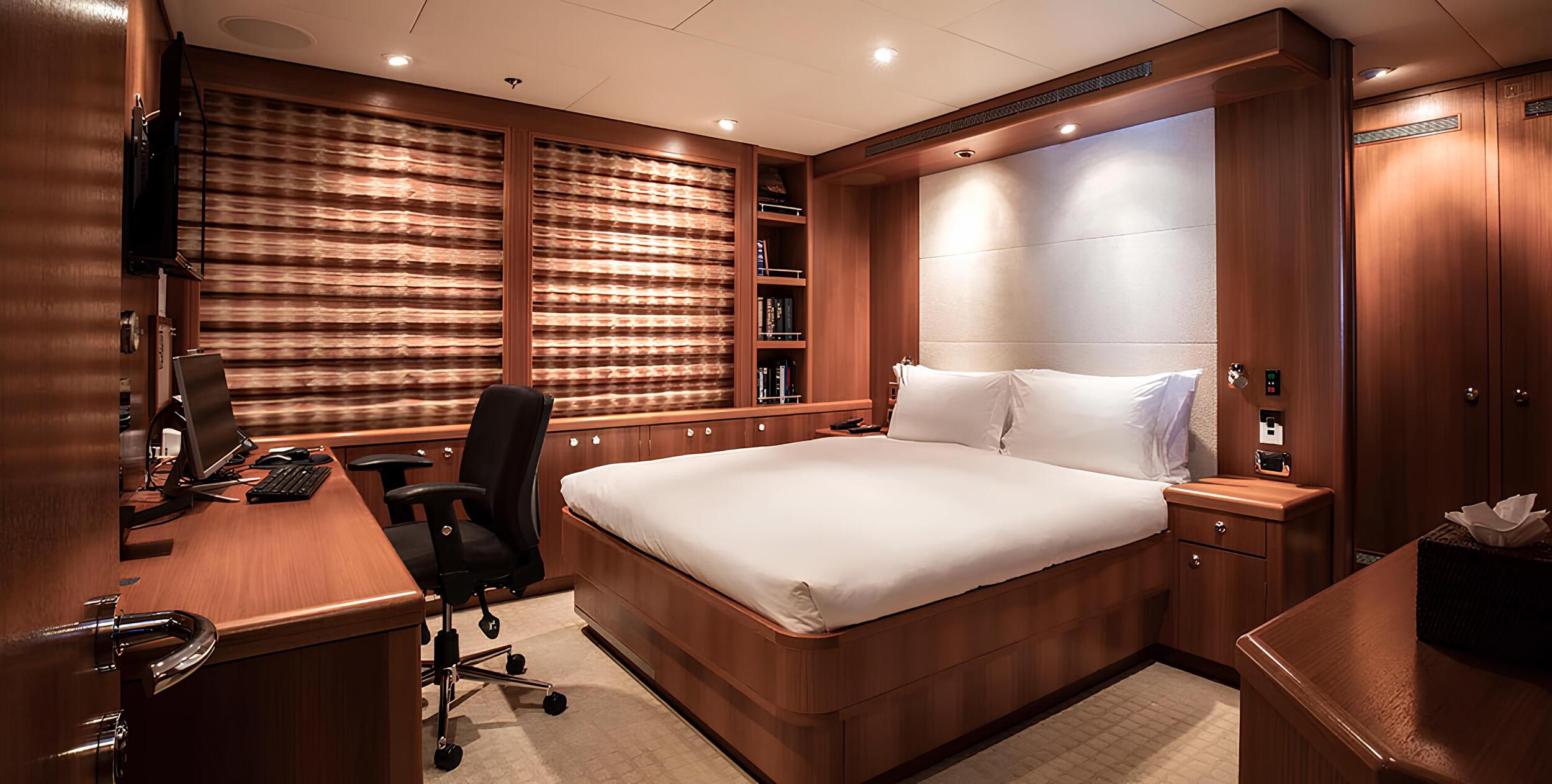 VIP-каюта/VIP cabin
