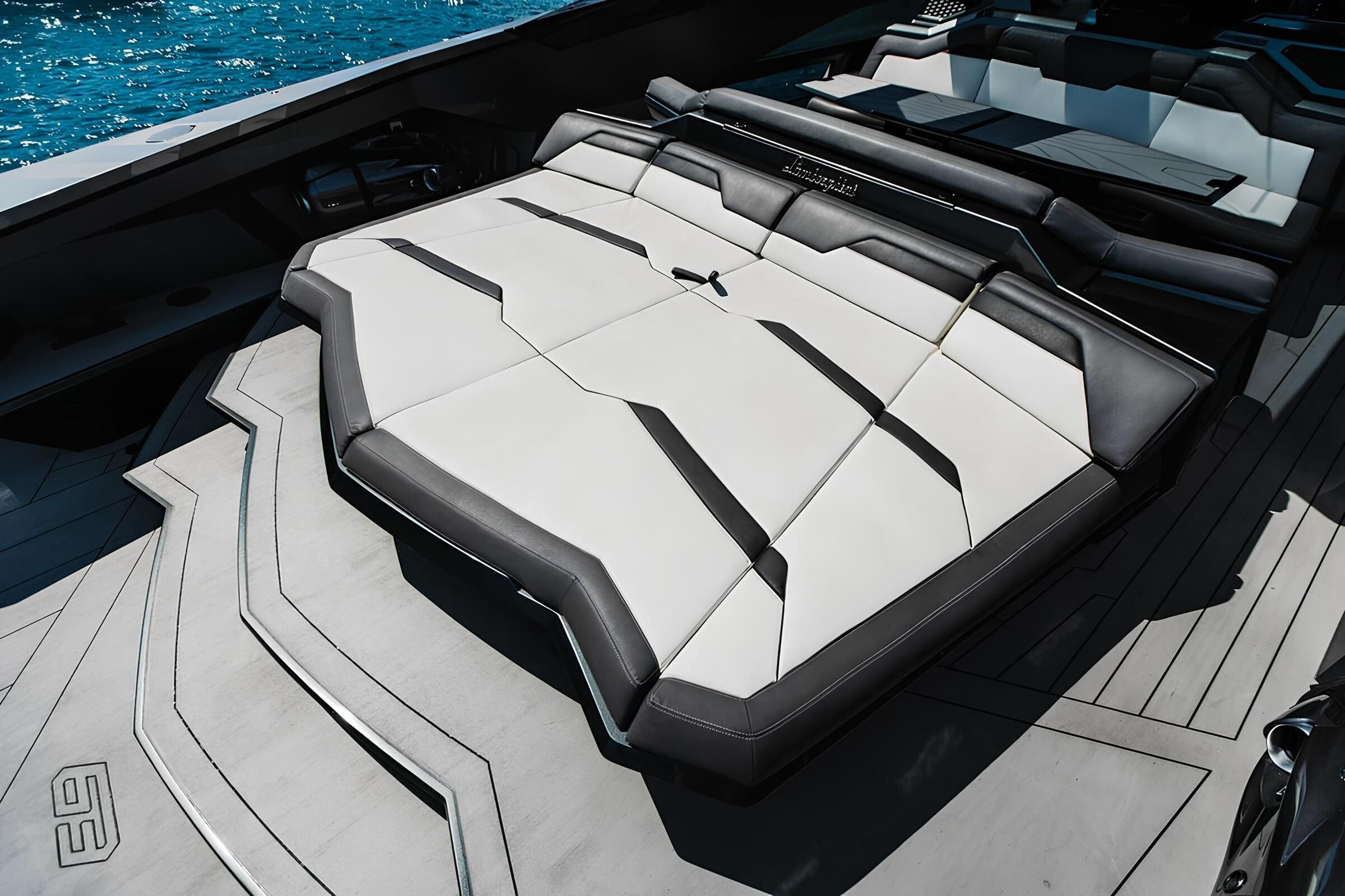 Зона отдыха в кокпите/Cockpit seating area