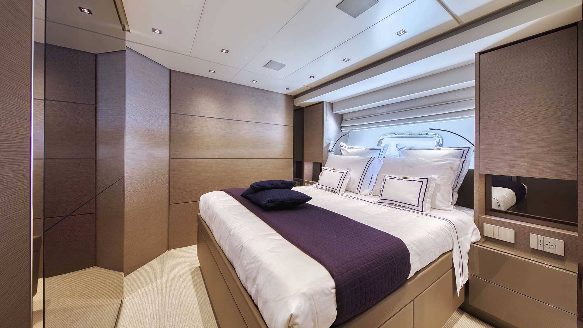 VIP-каюта/VIP cabin