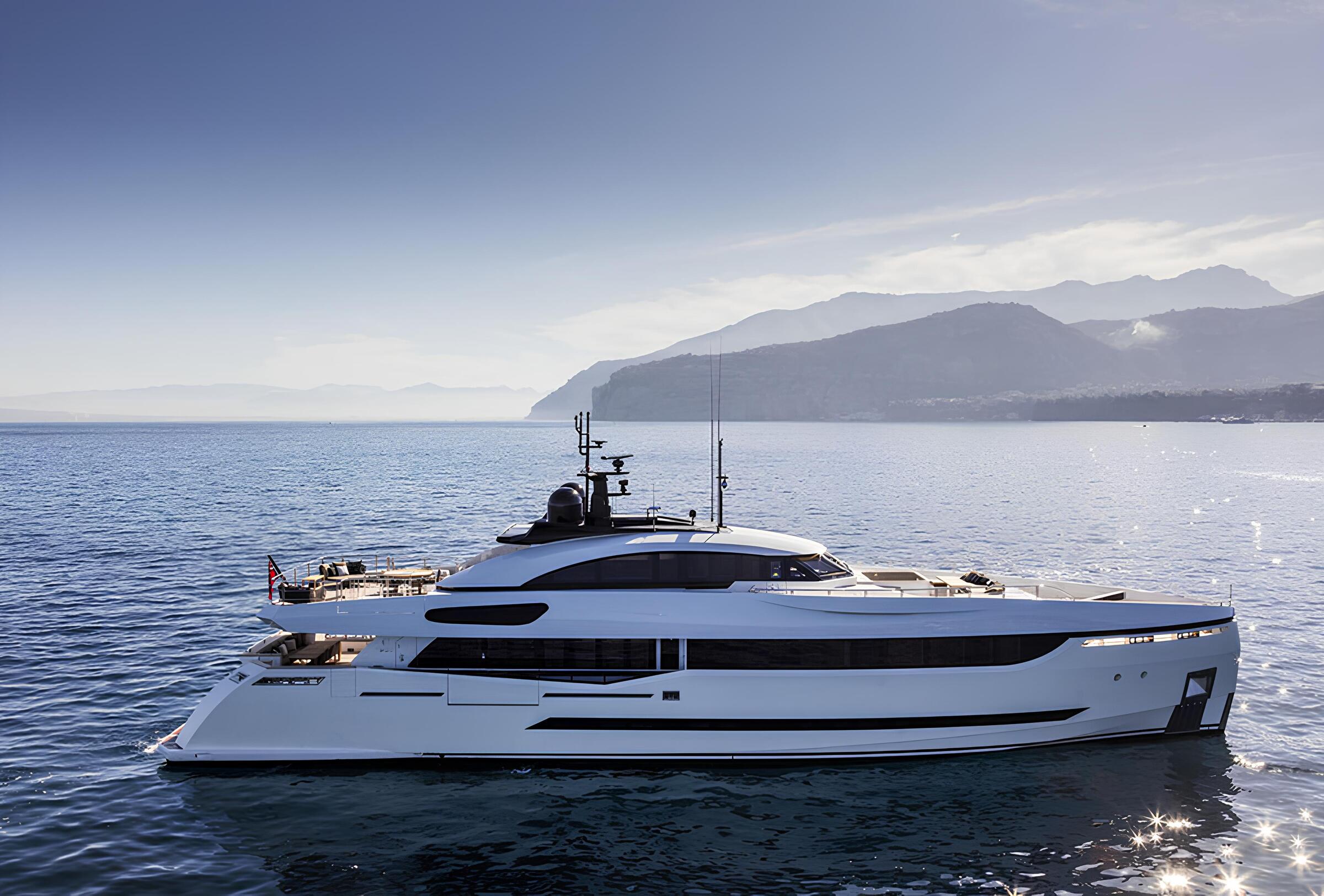 Экстерьер Columbus Yachts Sport 40 MT Hybrid 2015 MY NEXT/Exterior Columbus Yachts Sport 40 MT Hybrid 2015 MY NEXT