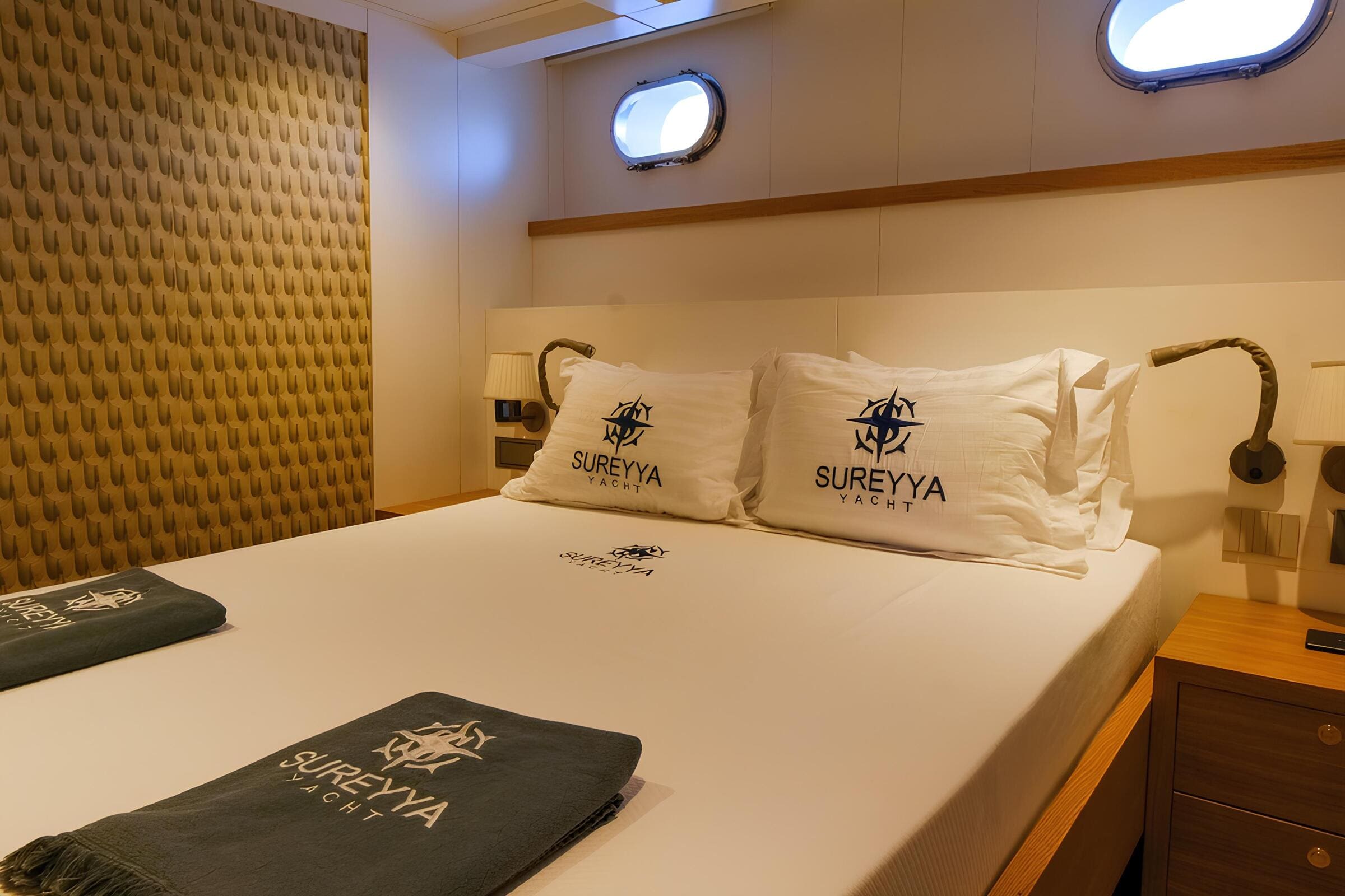 VIP-каюта/VIP cabin