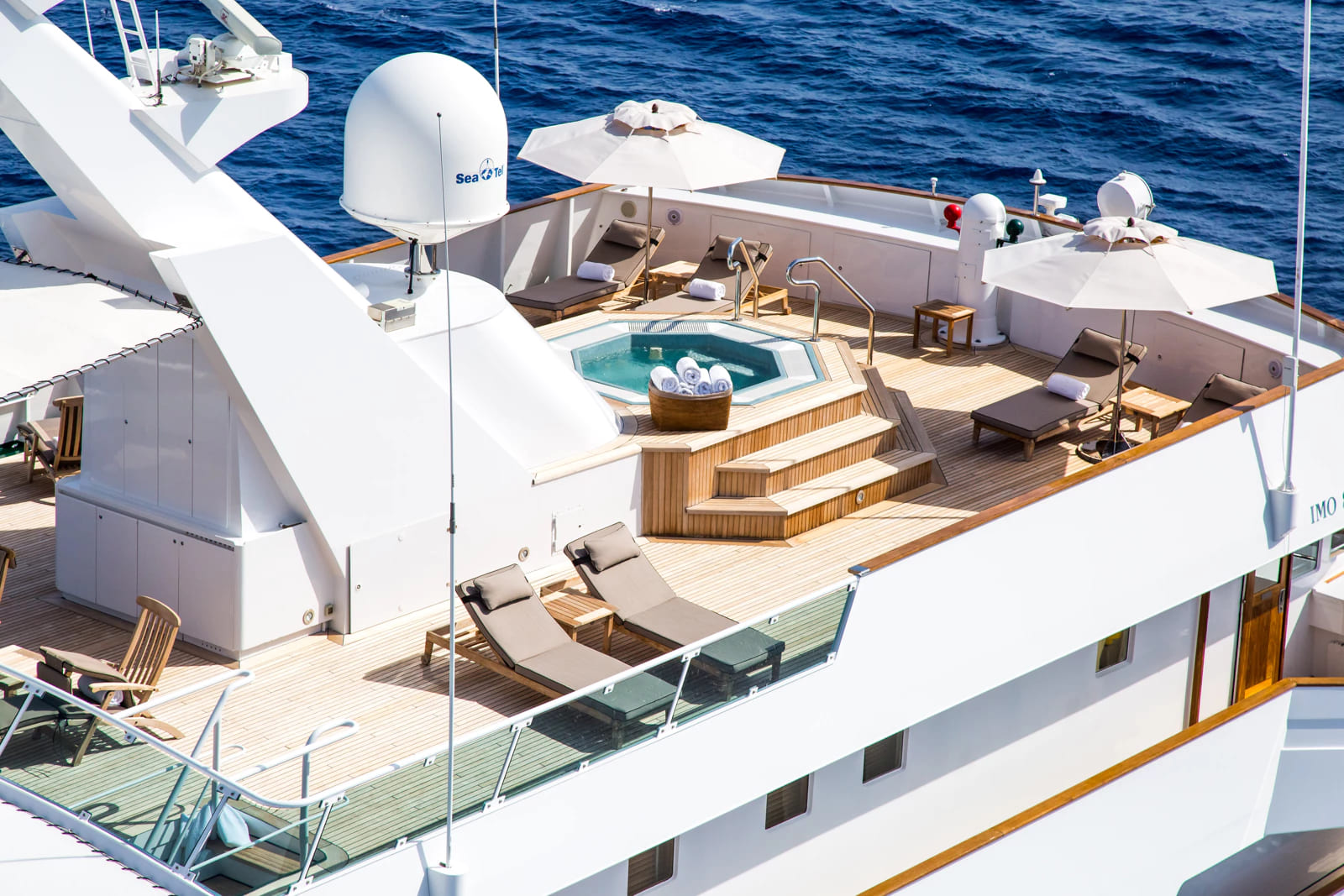 Джакузи на сандеке/Sundeck jacuzzi