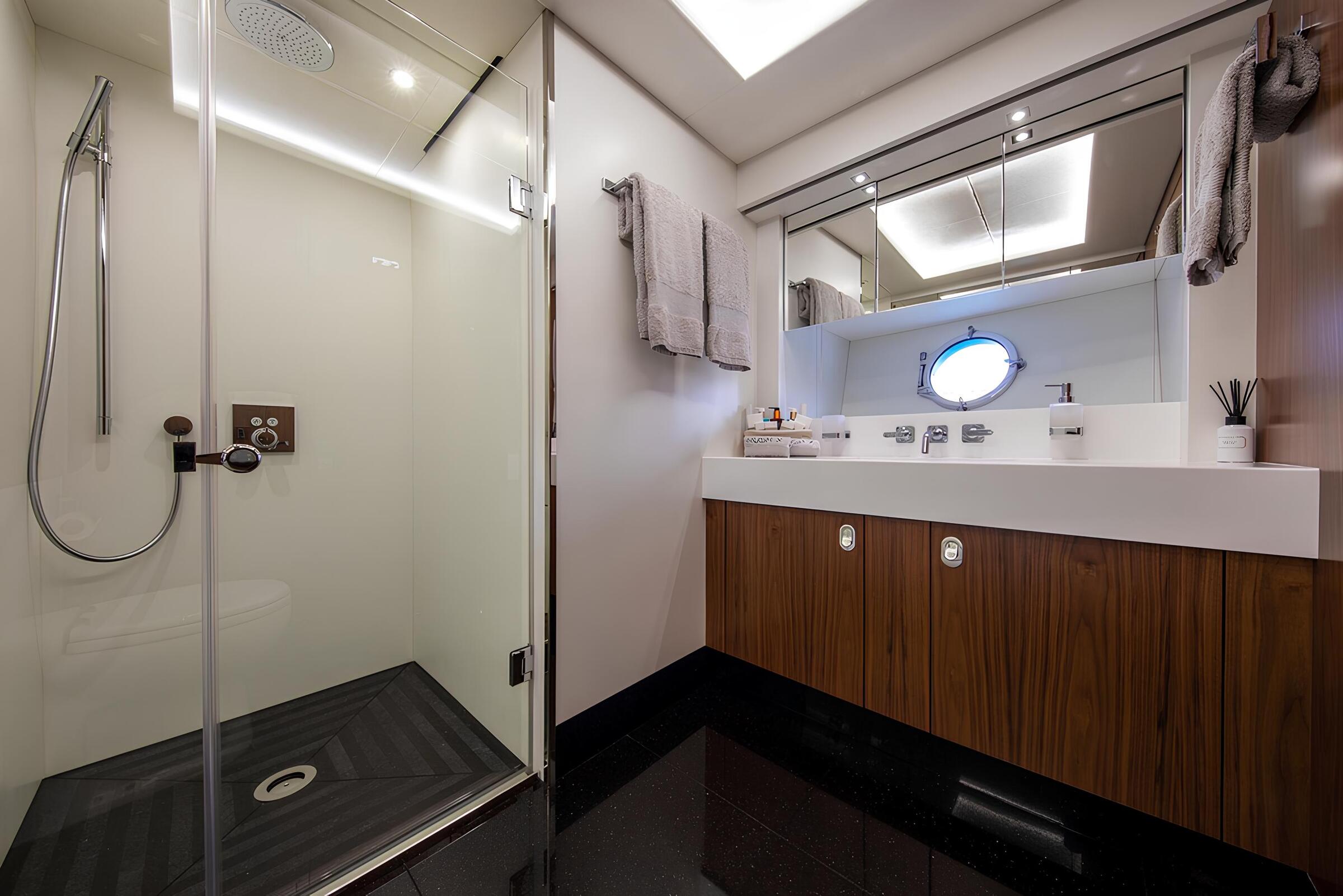 VIP-санузел/VIP bathroom