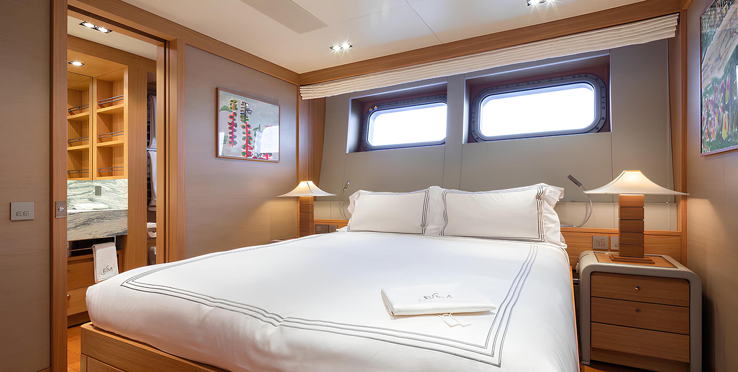 VIP-каюта/VIP cabin