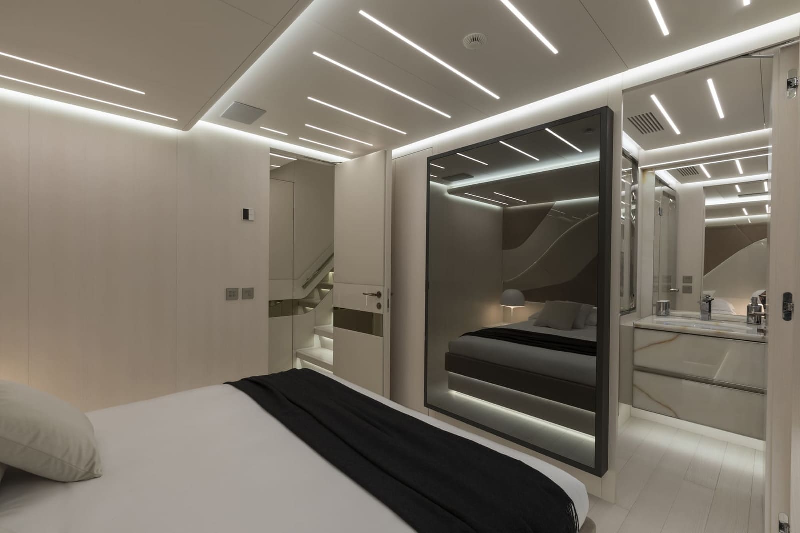 VIP-каюта/VIP cabin