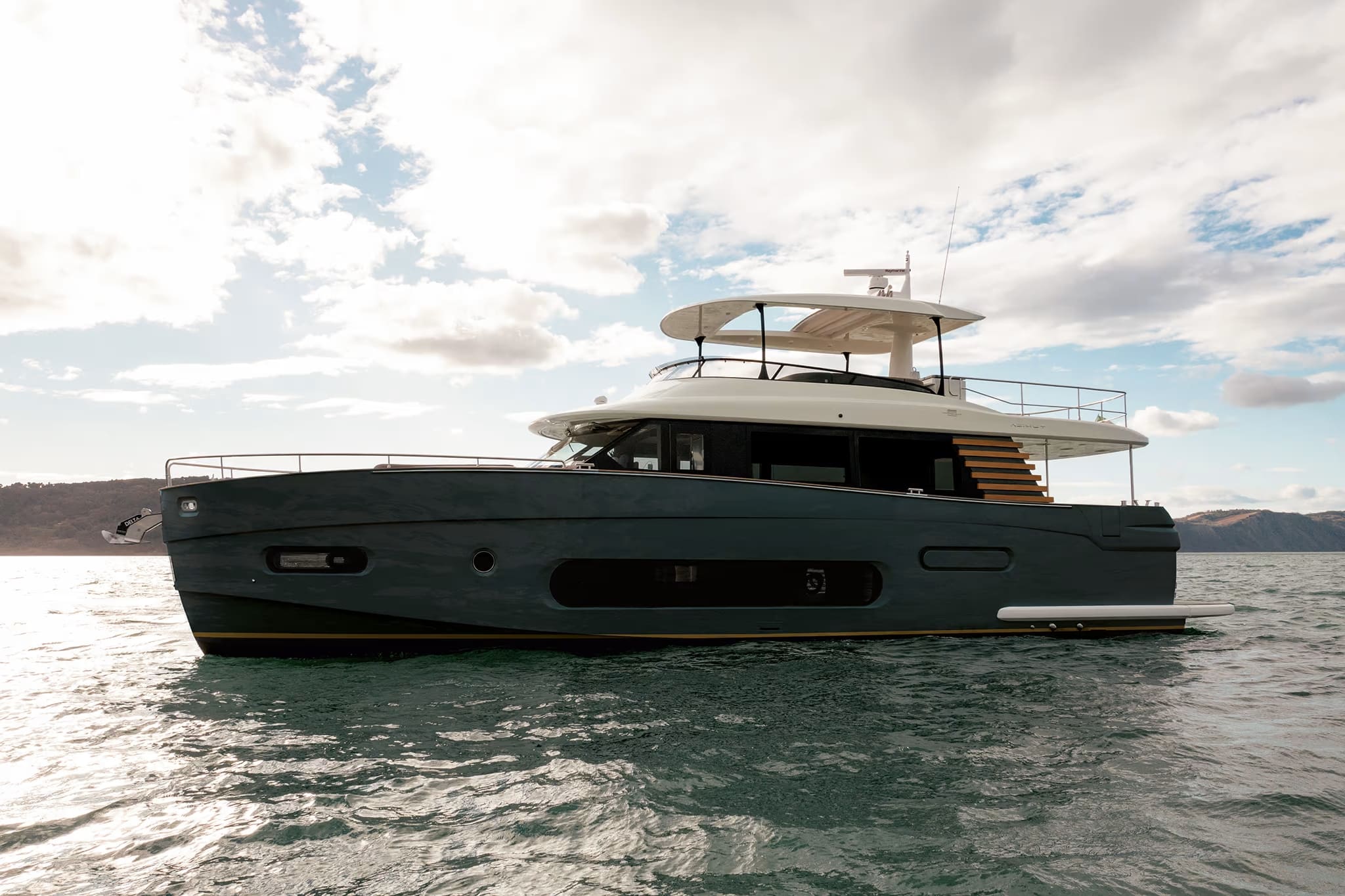 Экстерьер Azimut Magellano 66/Exterior Azimut Magellano 66