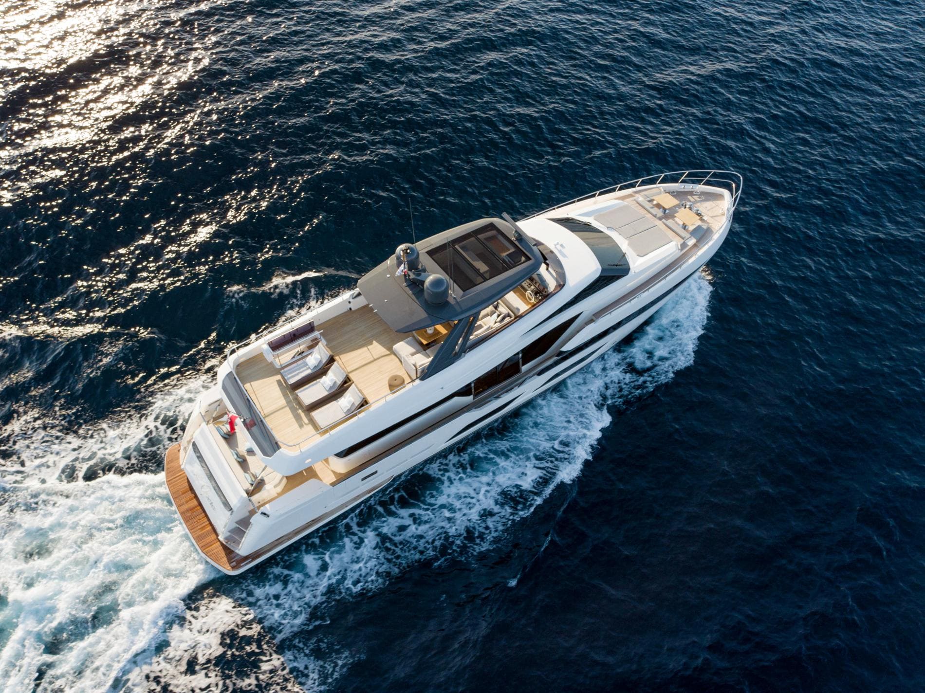 Экстерьер Ferretti 920 2019 MY L'OPERA/Exterior Ferretti 920 2019 MY L'OPERA