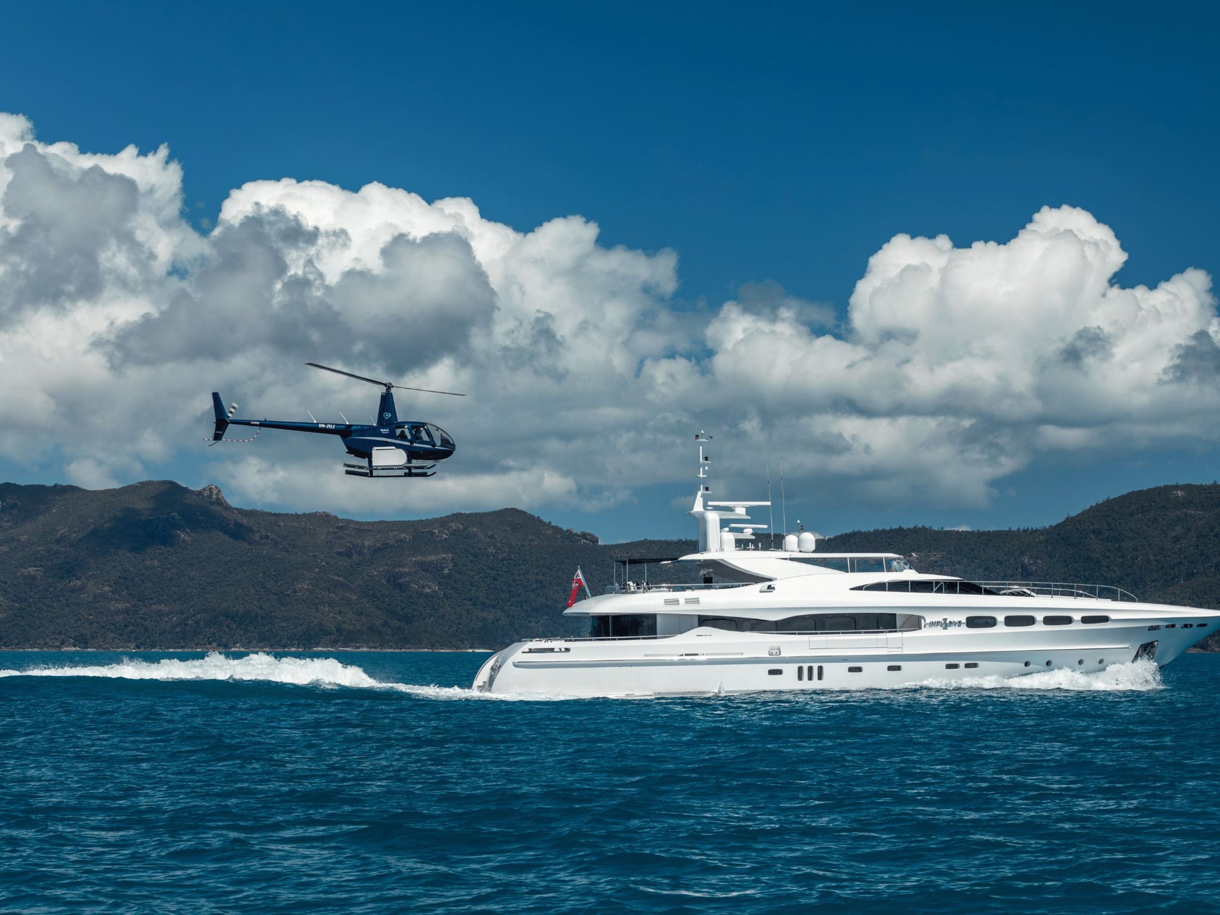 Экстерьер Mondomarine 40M 2007 MY IMPULSIVE/Exterior Mondomarine 40M 2007 MY IMPULSIVE