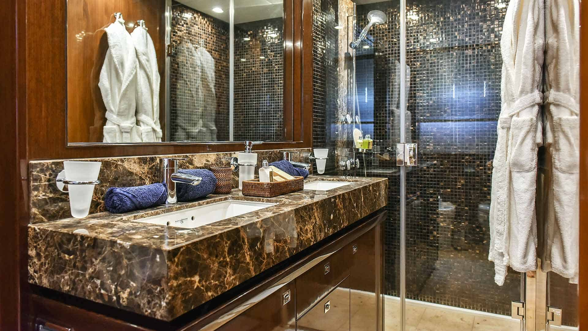 Мастер санузел/Master bathroom