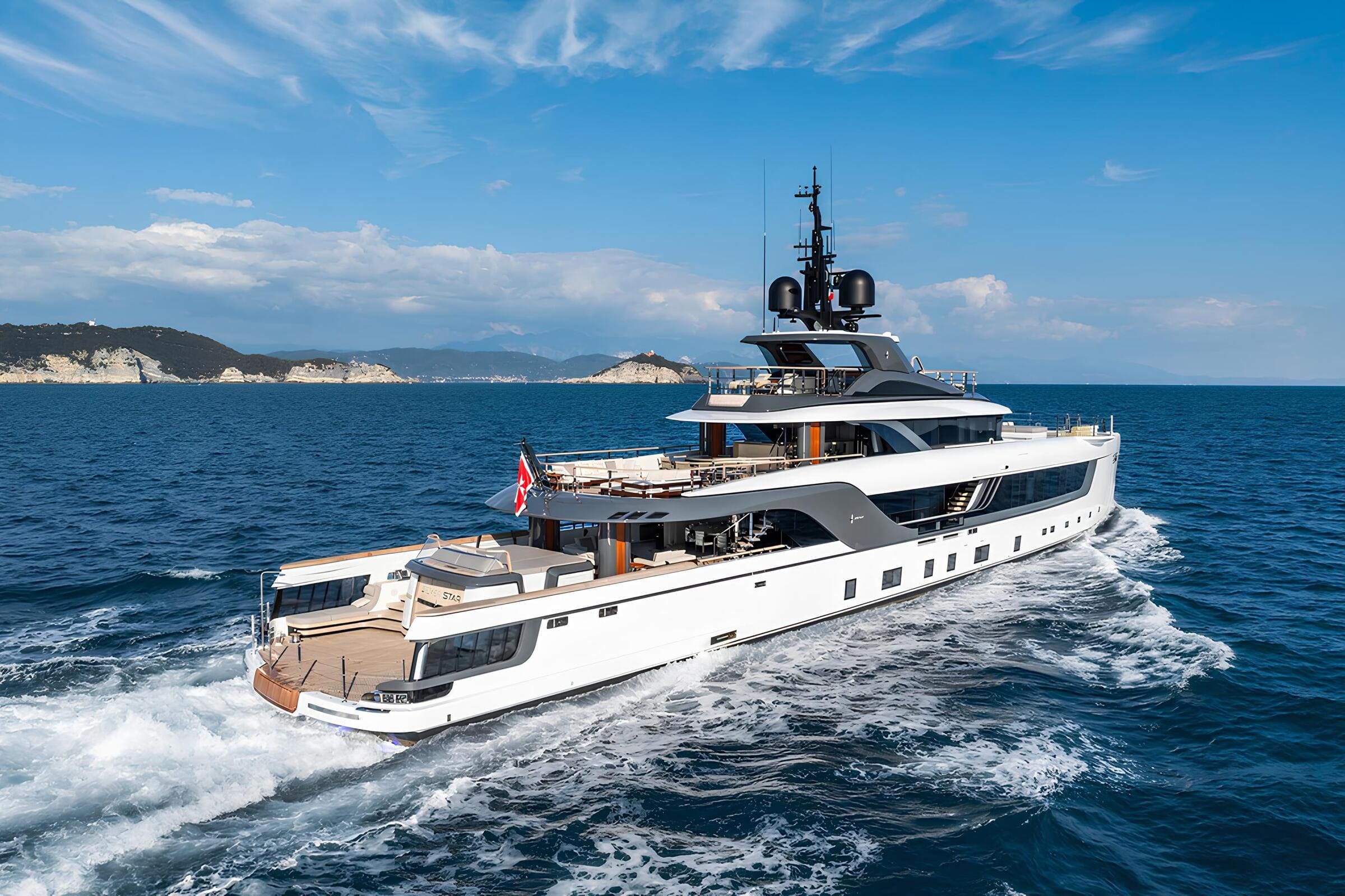Экстерьер Admiral Yachts S-Force 55 2024 SILVER STAR I/Exterior Admiral Yachts S-Force 55 2024 SILVER STAR I