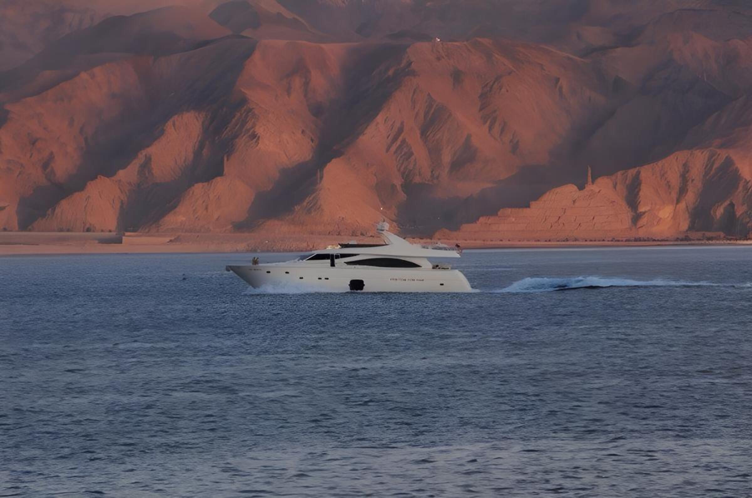 Экстерьер Ferretti 830 2005 MY LADY/Exterior Ferretti 830 2005 MY LADY