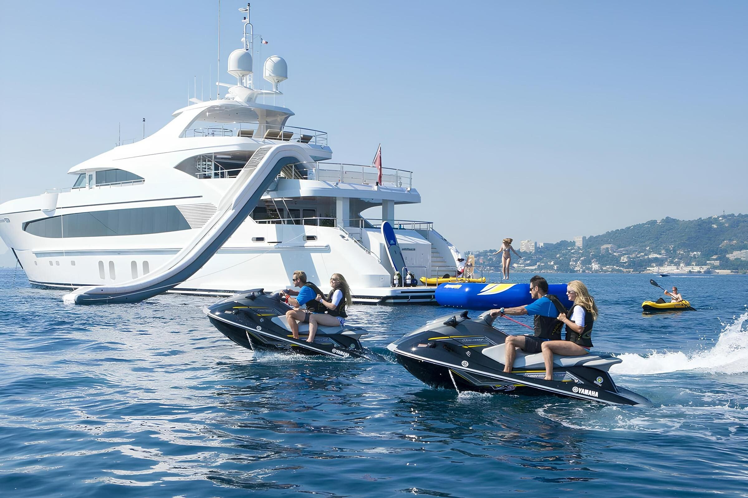 Экстерьер Oceanfast 48M 2010 MY BIG SKY/Exterior Oceanfast 48M 2010 MY BIG SKY
