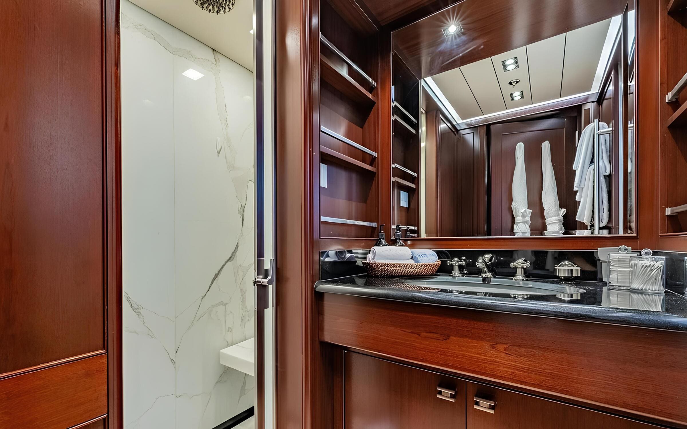 VIP-санузел/VIP bathroom