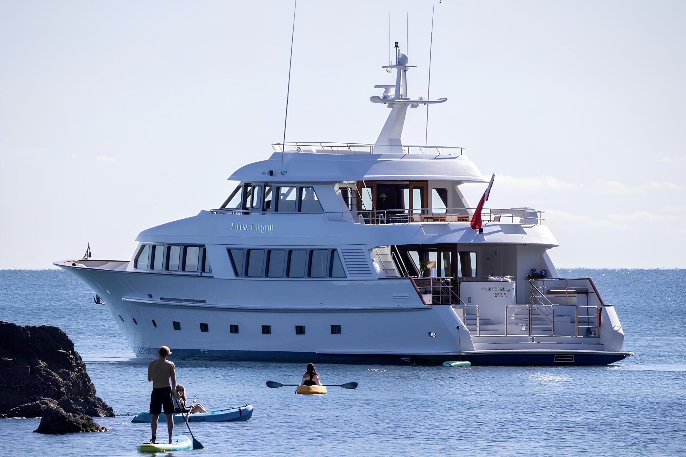 Экстерьер Winter Yachts 32M 1996 MY PACIFIC MERMAID/Exterior Winter Yachts 32M 1996 MY PACIFIC MERMAID
