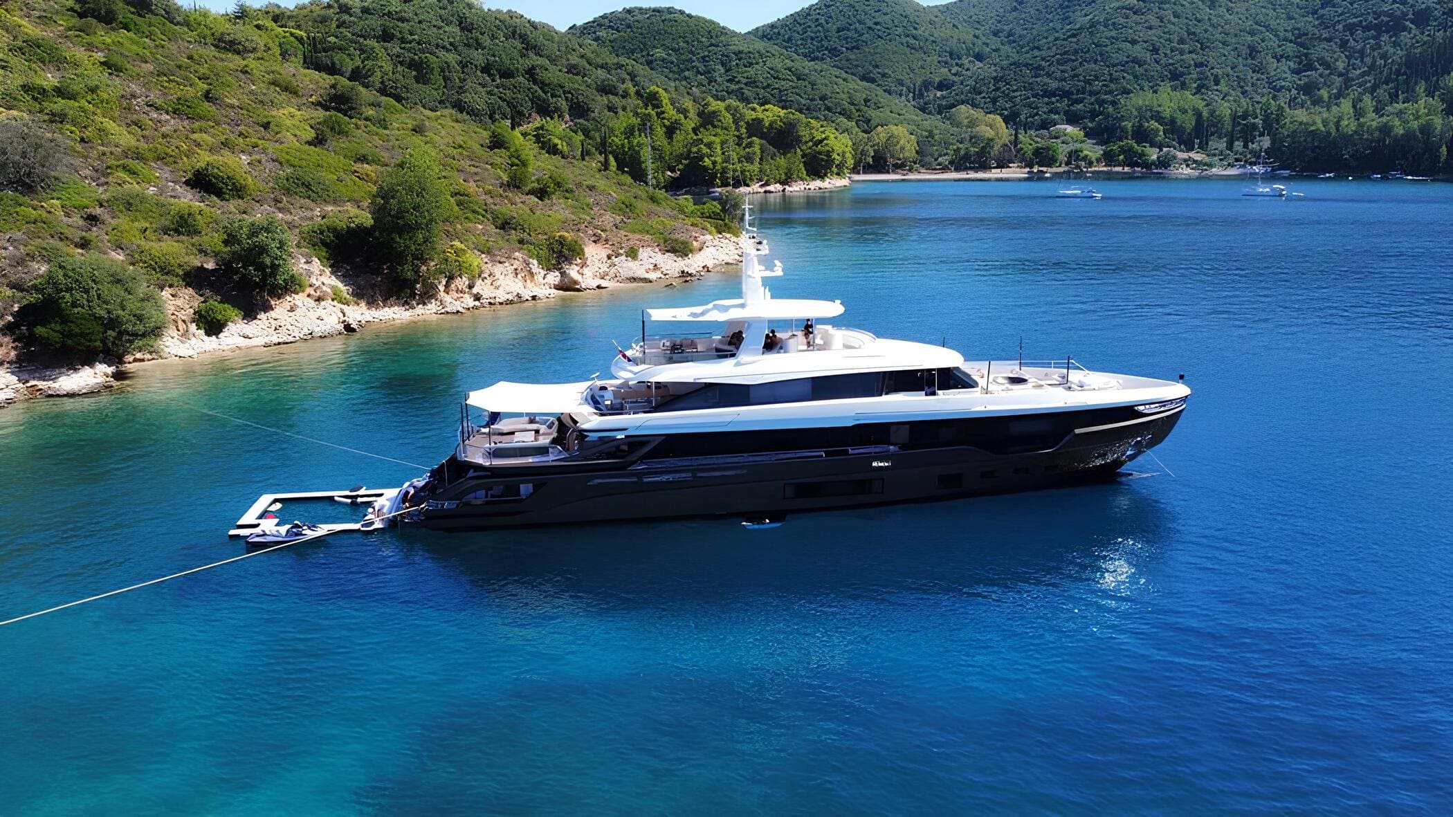 Экстерьер Azimut Grande Trideck 2022 MY NG/Exterior Azimut Grande Trideck 2022 MY NG