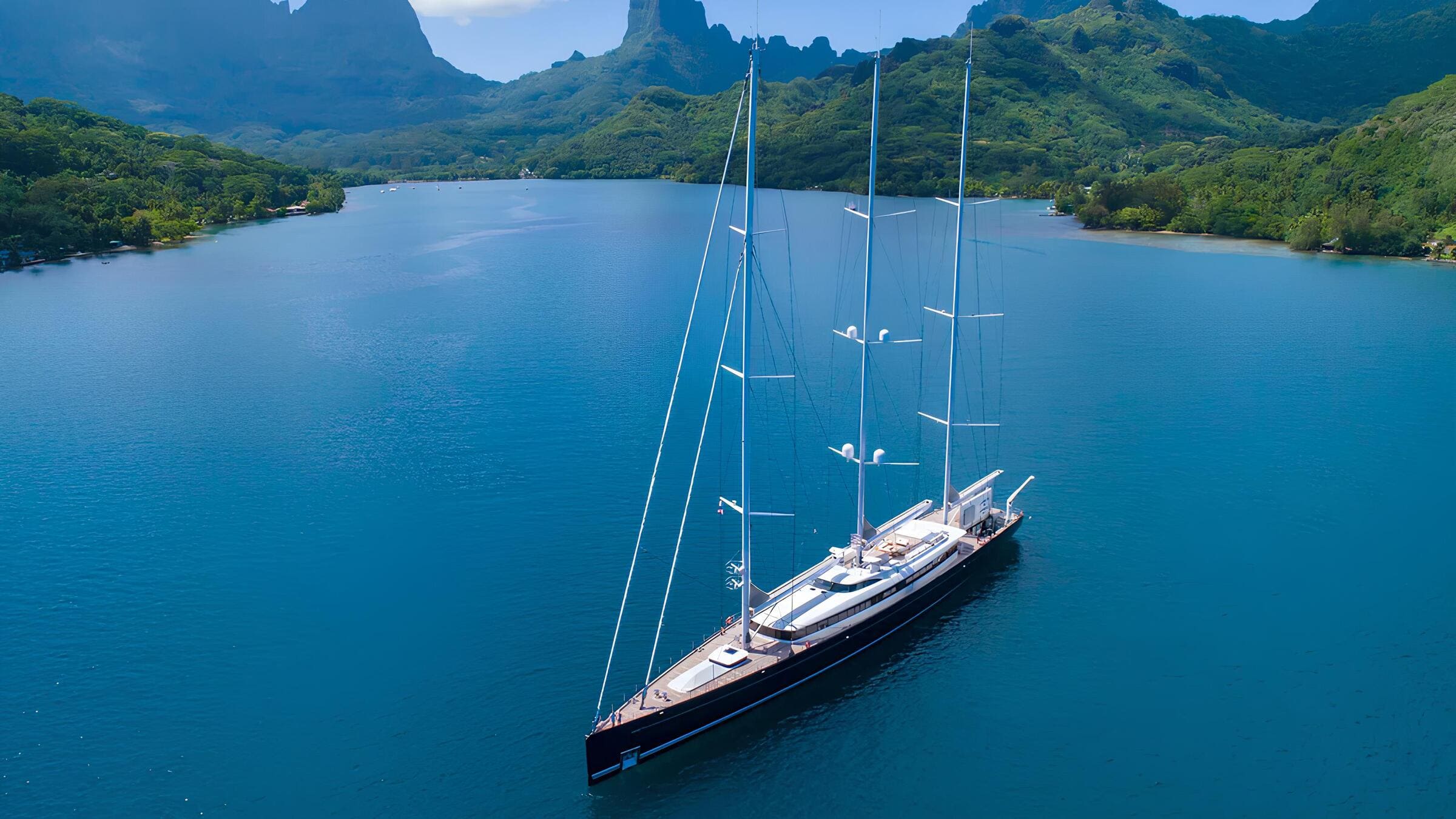 Экстерьер Royal Huisman 81M 2020 MS SEA EAGLE/Exterior Royal Huisman 81M 2020 MS SEA EAGLE