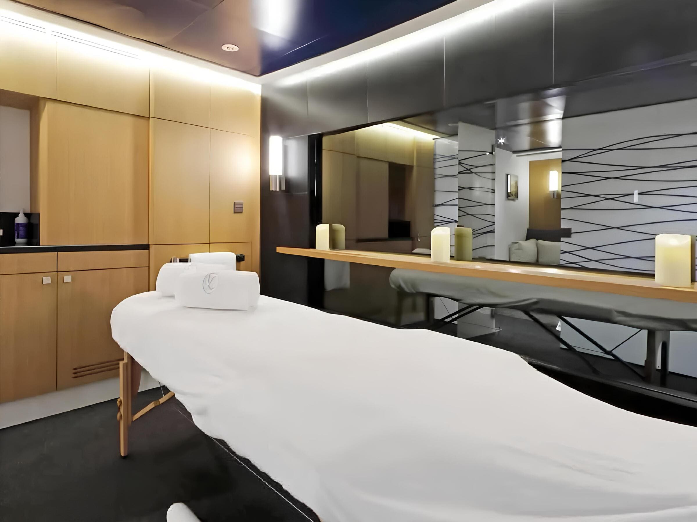 Массажный кабинет/Massage room