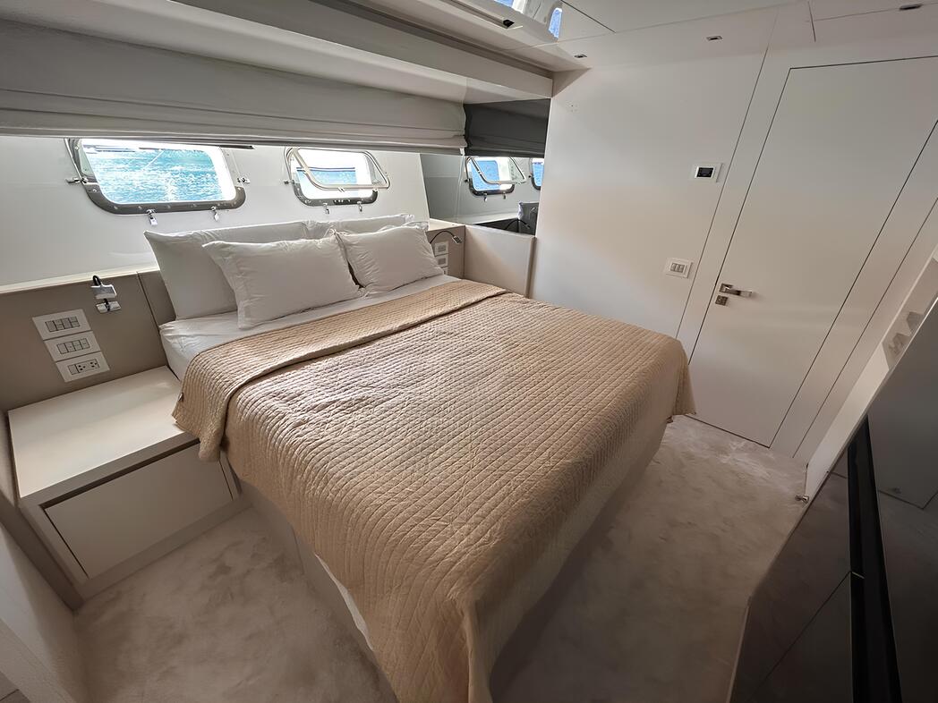 VIP-каюта/VIP cabin