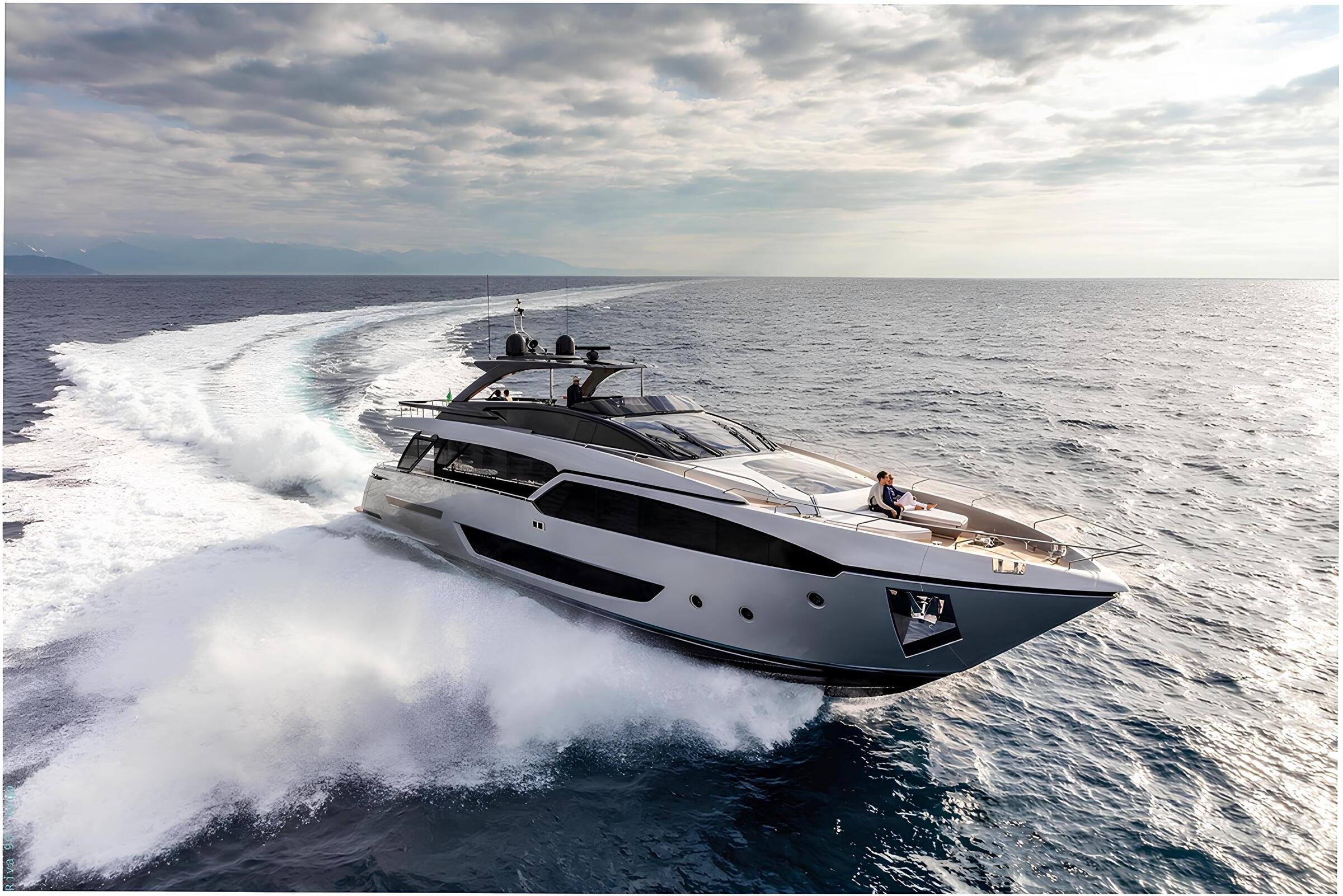 Экстерьер Riva 90 Argo 2024 MY UNDIDCLOSED/Exterior Riva 90 Argo 2024 MY UNDIDCLOSED