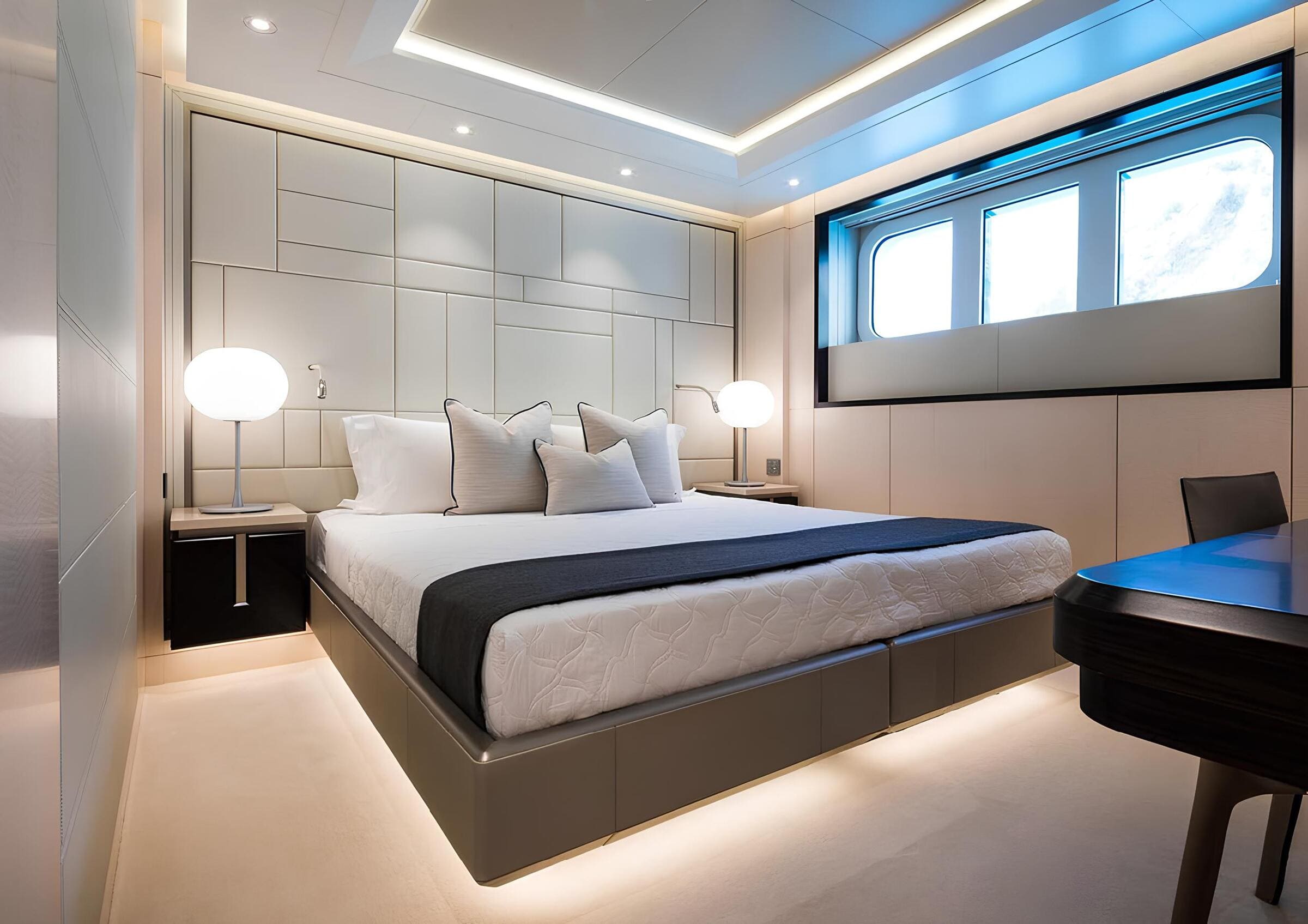 VIP-каюта/VIP cabin