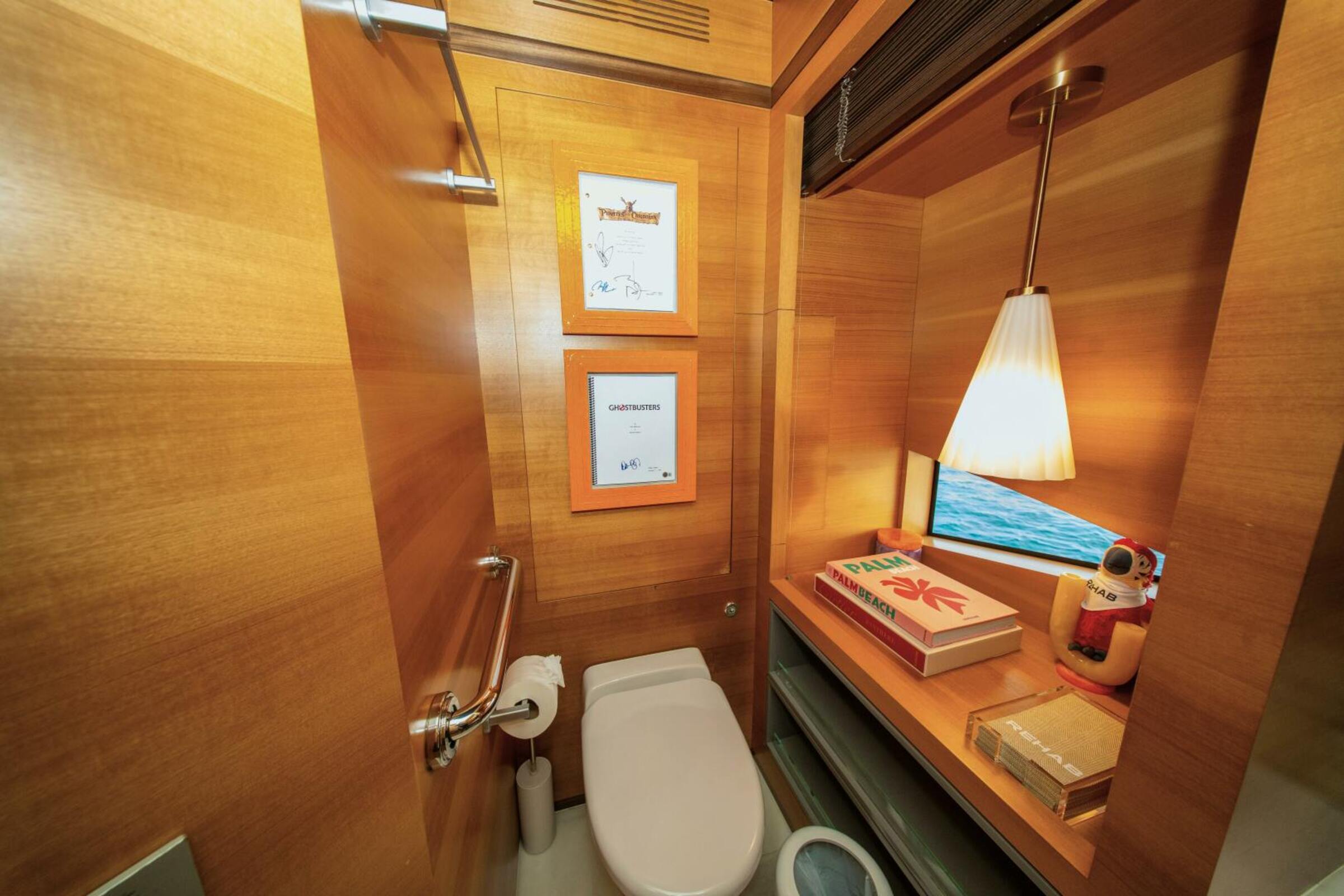 Гостевой санузел/Guest bathroom
