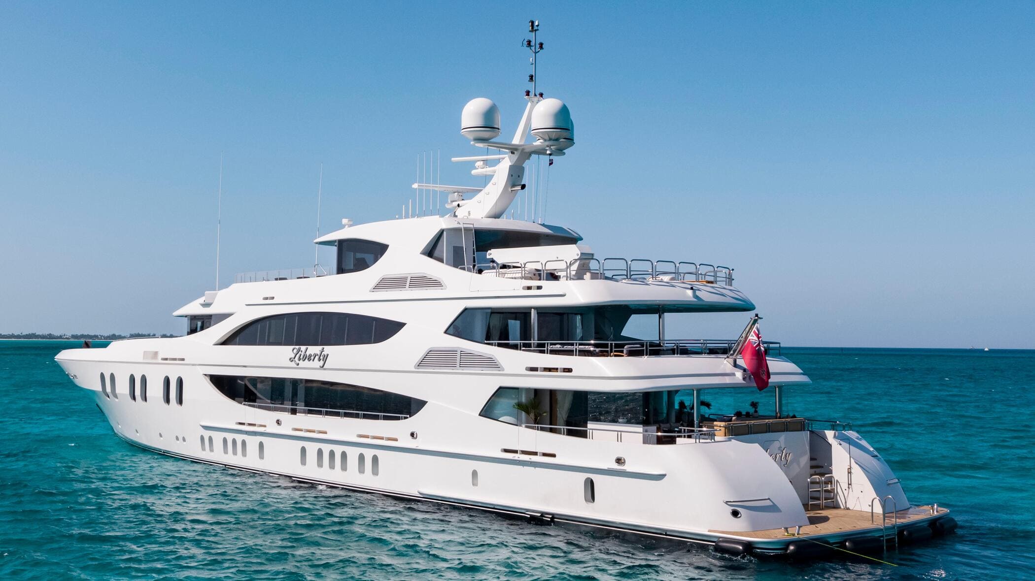 Экстерьер Trinity Yachts 57M 2012 MY LIBERTY 187/Exterior Trinity Yachts 57M 2012 MY LIBERTY 187