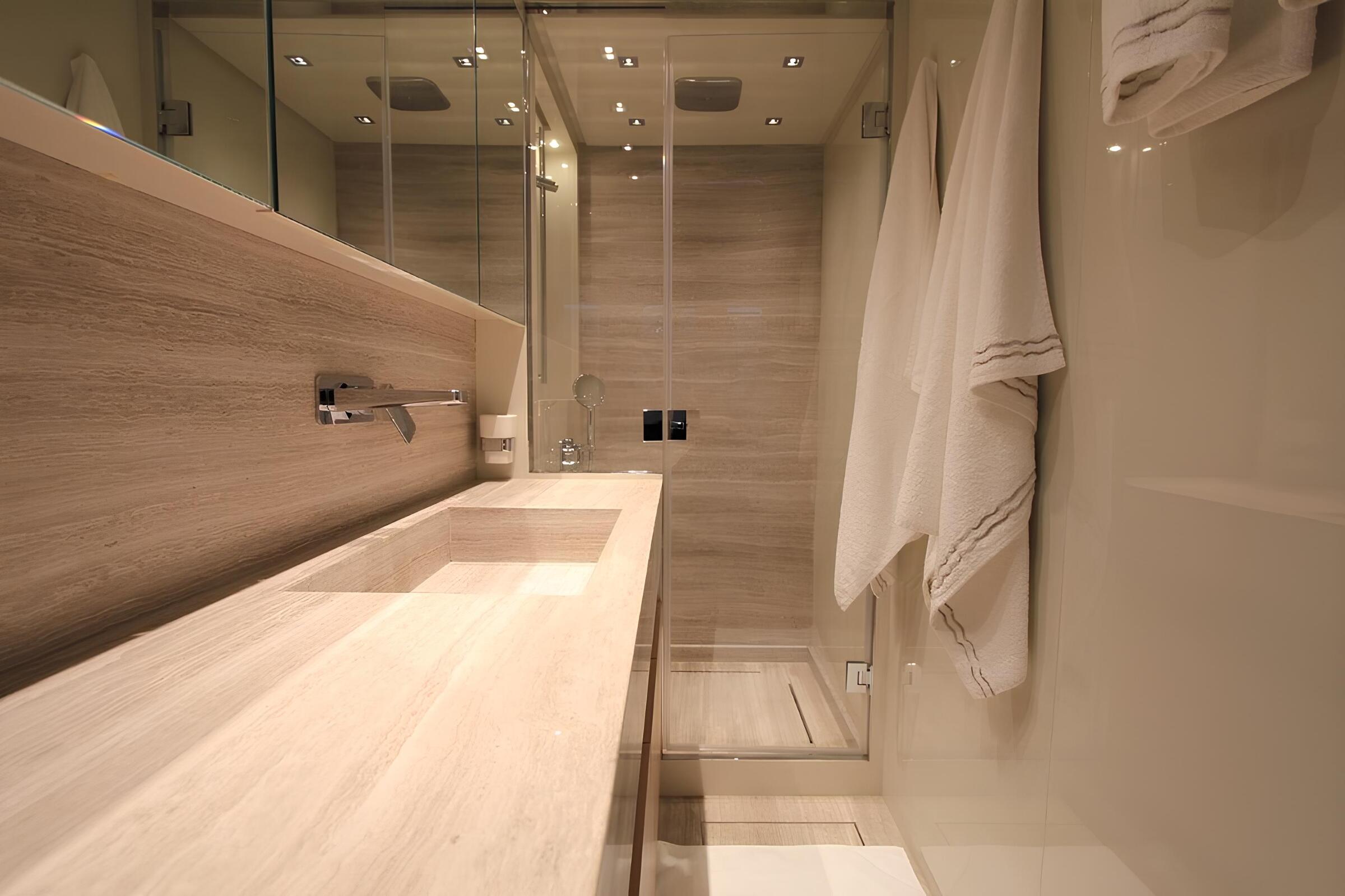Санузел владельца/Master bathroom