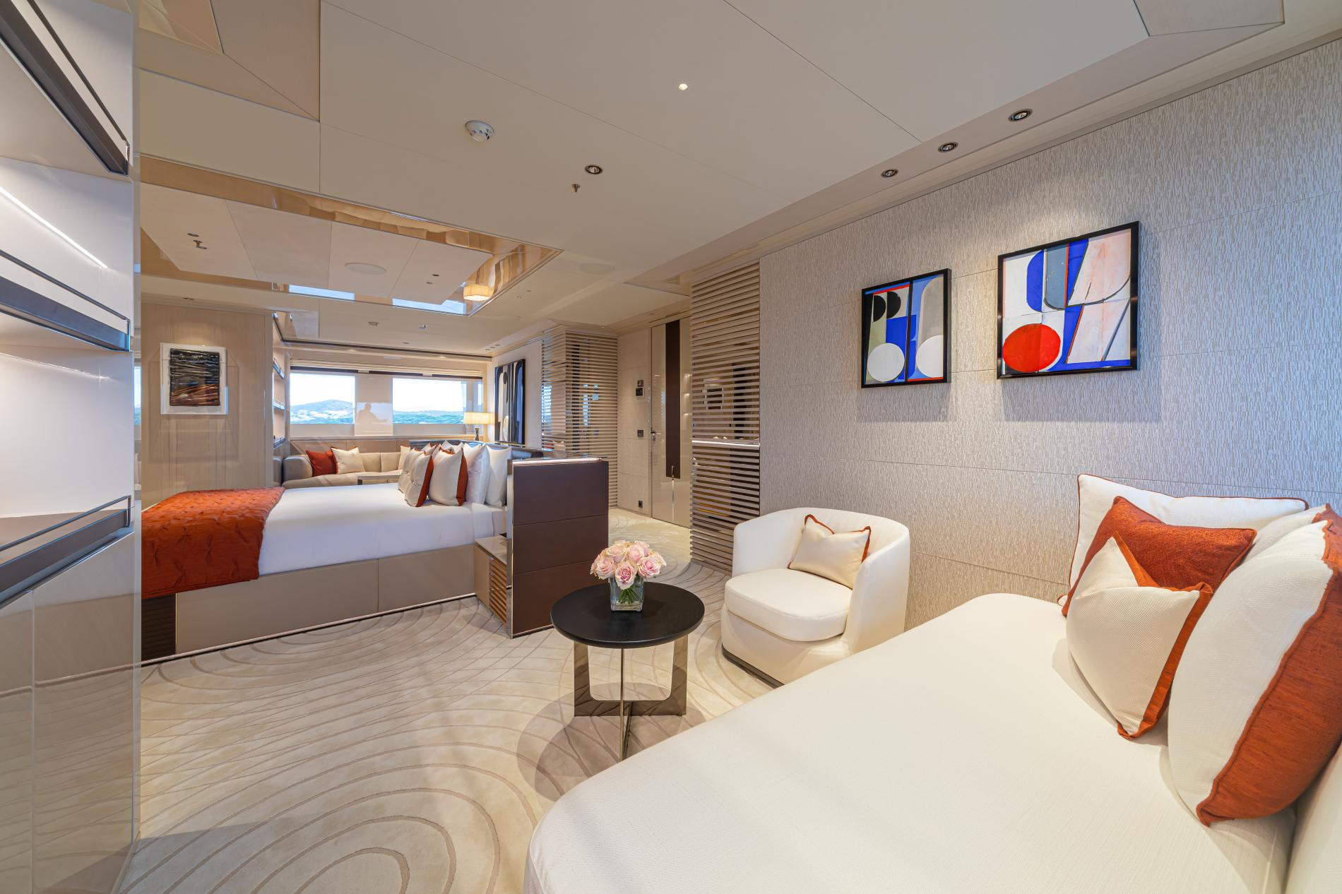 VIP-каюта/VIP cabin