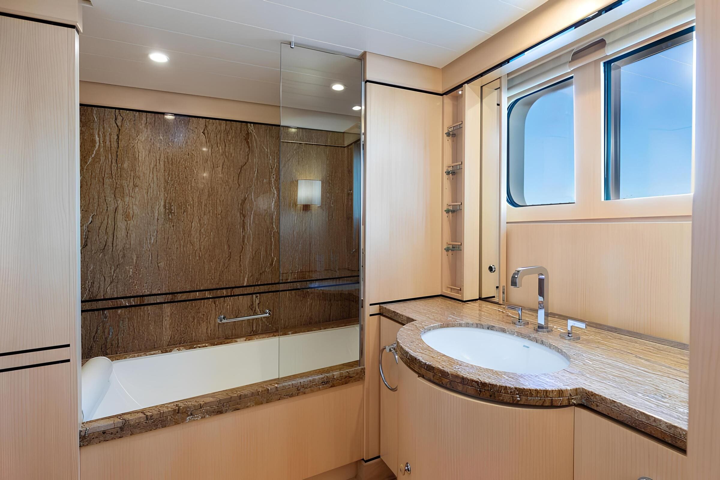 VIP-санузел/VIP bathroom