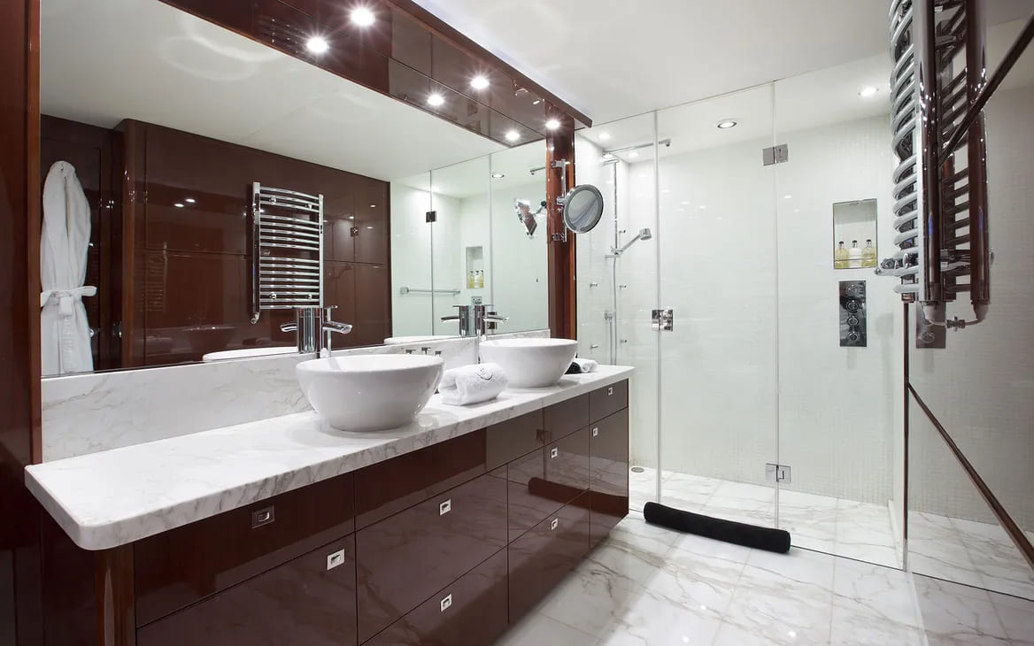 Санузел владельца/Master bathroom