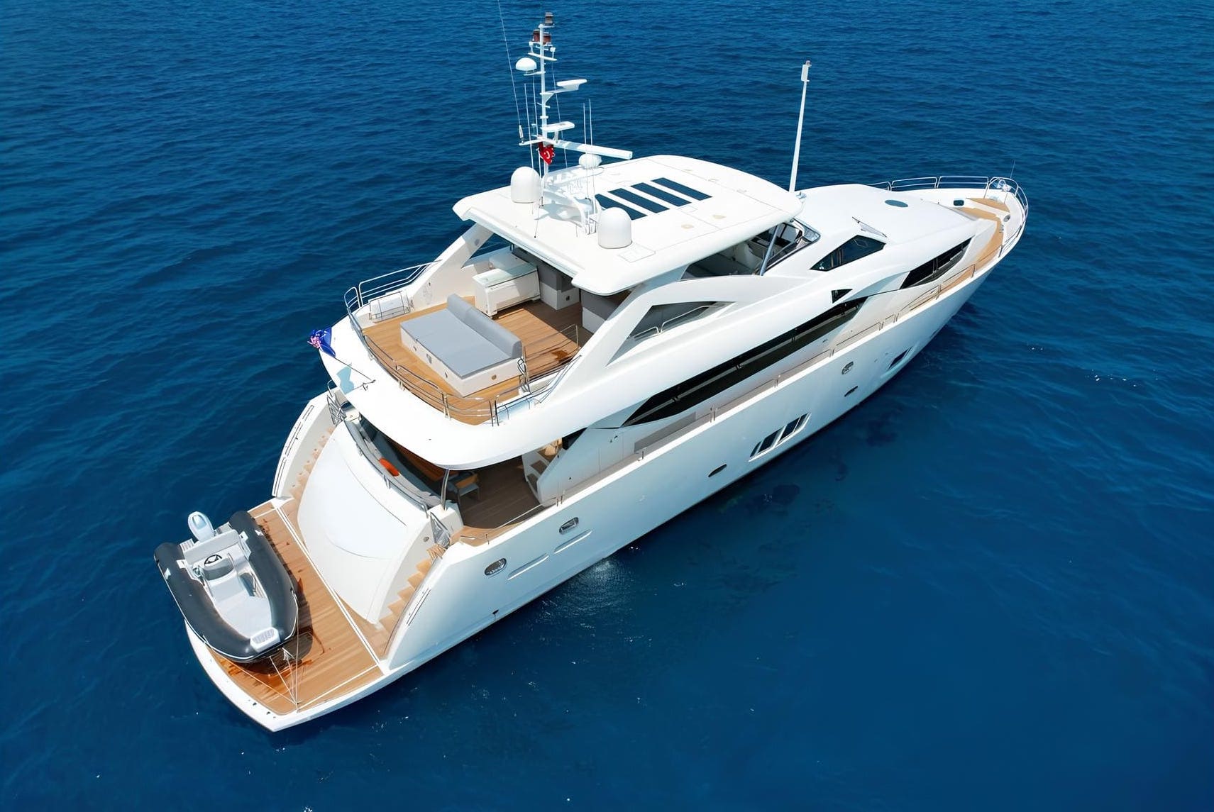 Экстерьер Sunseeker 30M 2011/Exterior Sunseeker 30M 2011